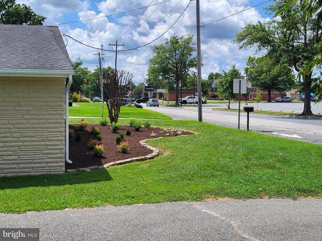 320 Glebe Rd