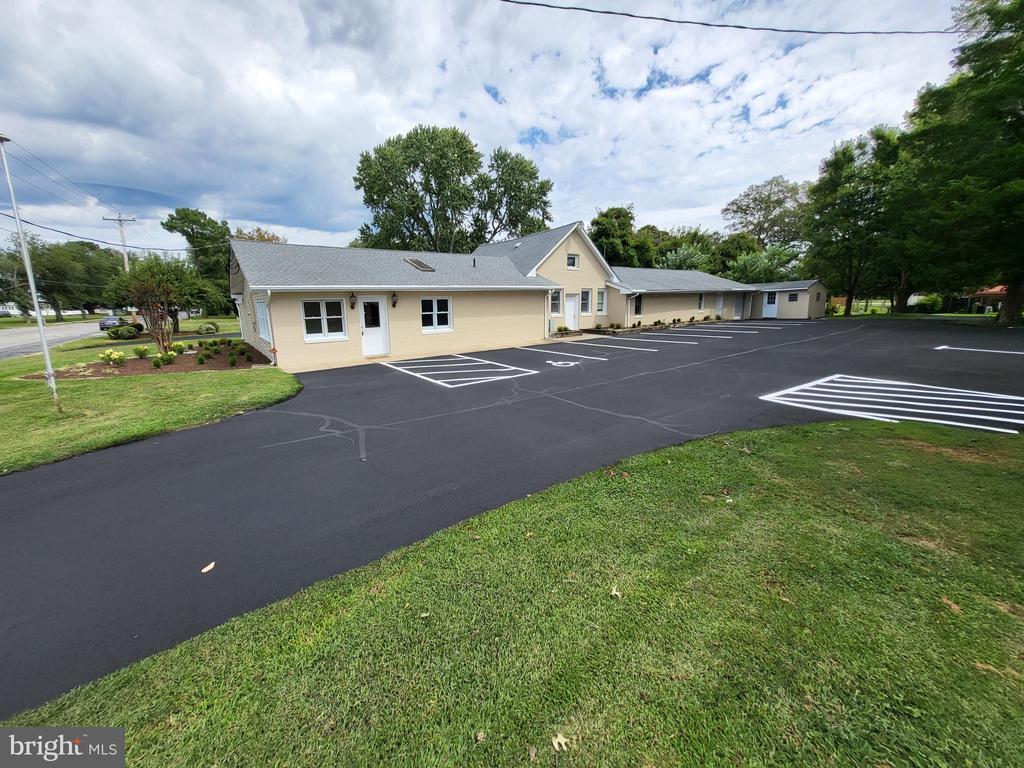 320 Glebe Rd
