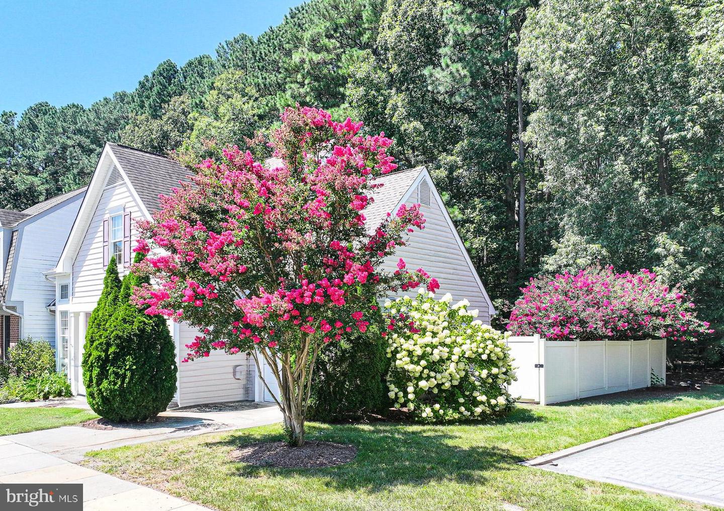 28421 Pinehurst Cir