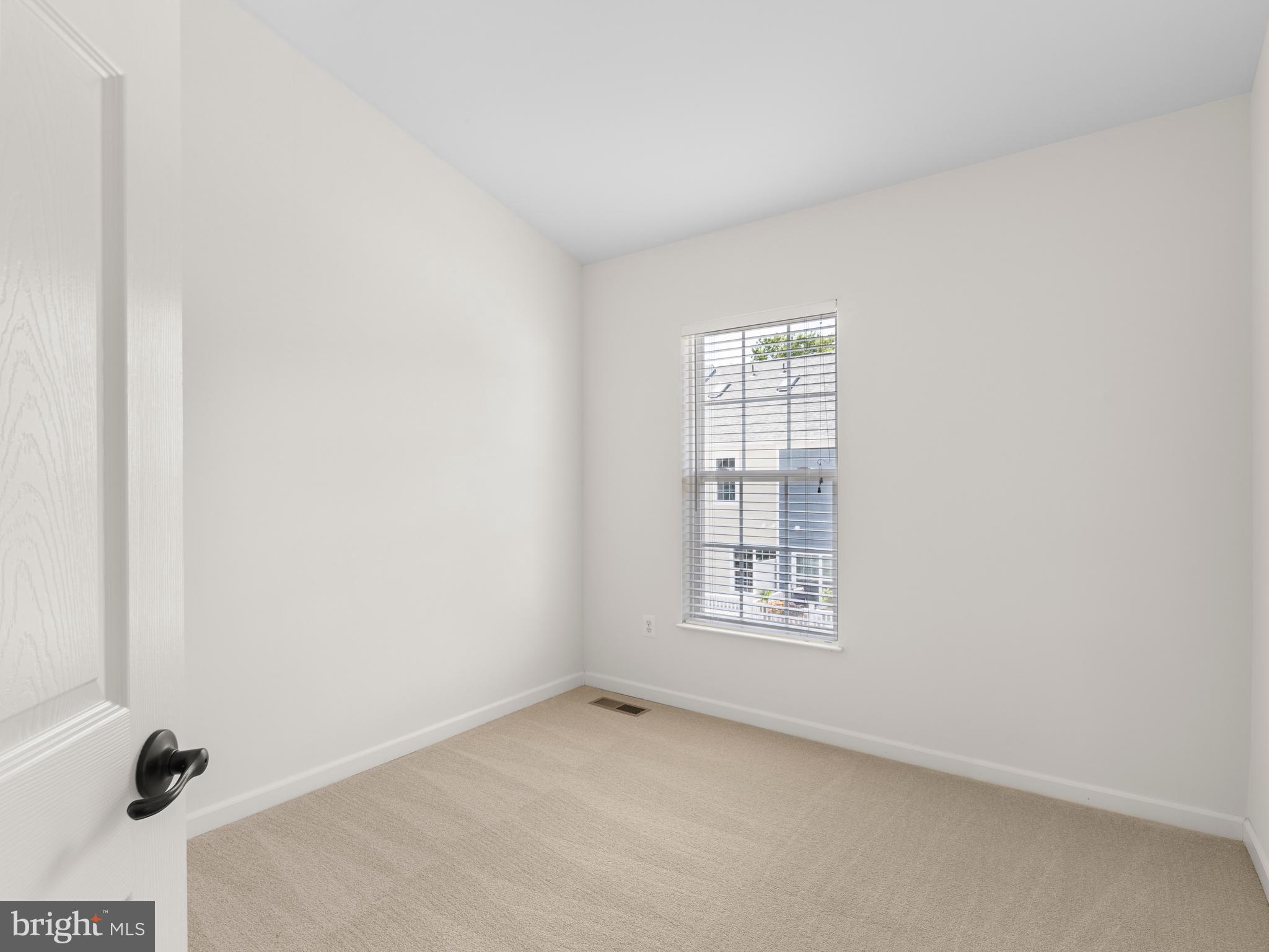 300 DIXON STREET 307