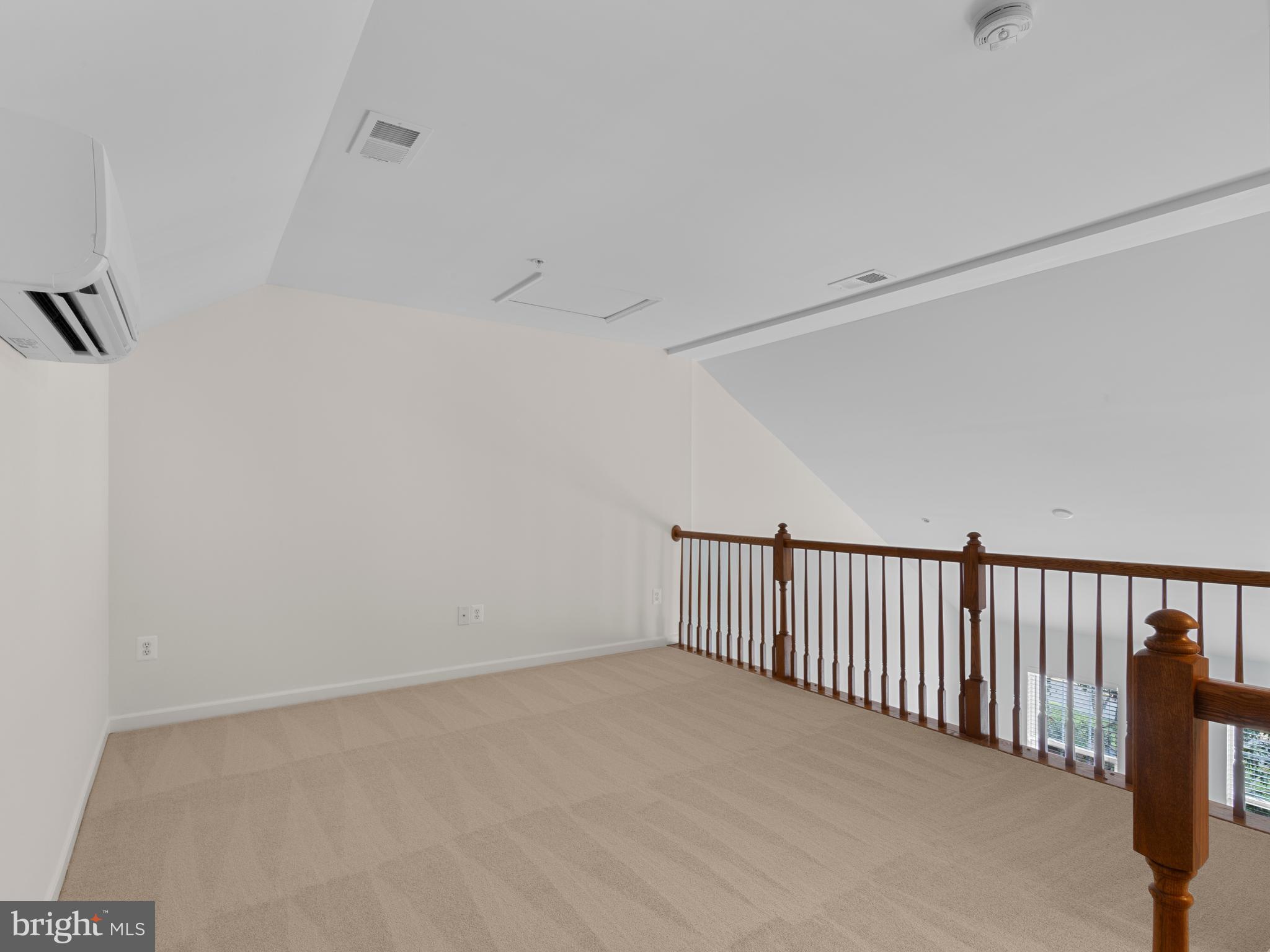 300 DIXON STREET 307