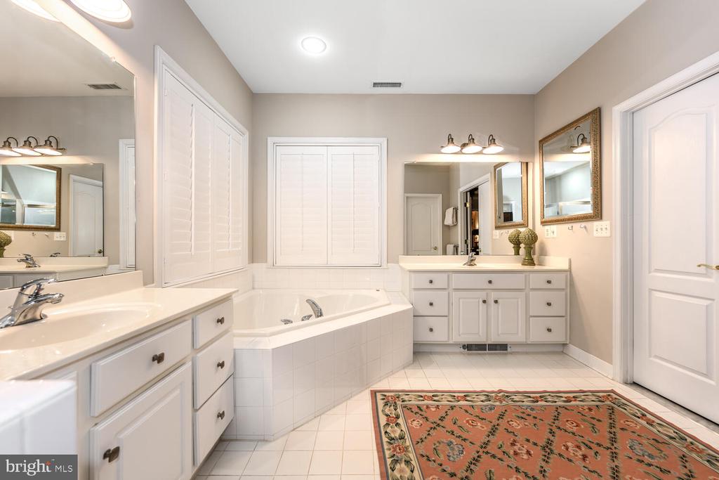 29678 SULLIVAN DRIVE