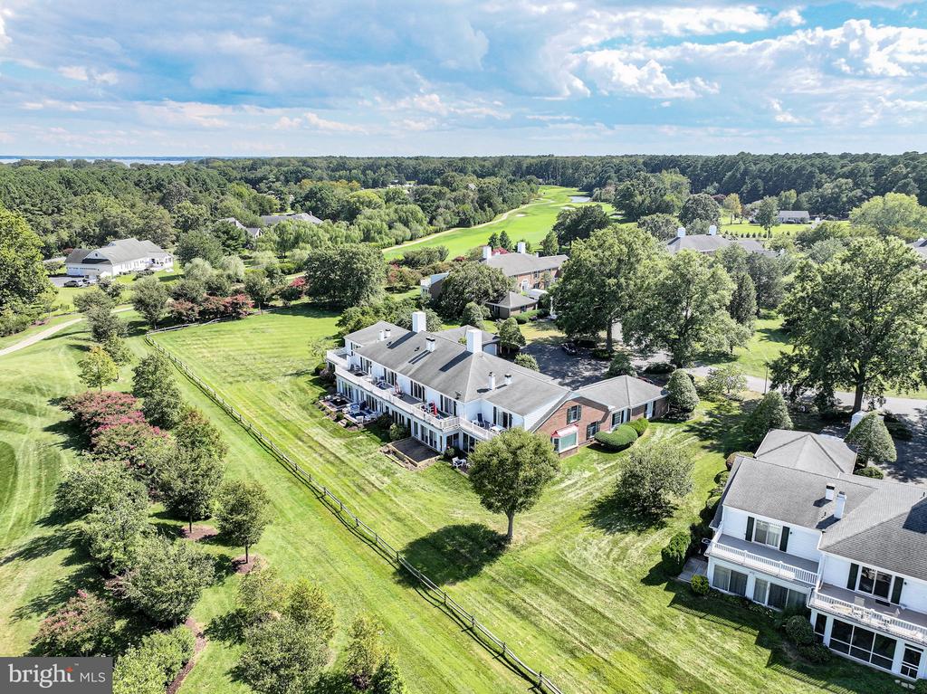9539 QUAIL HOLLOW 303