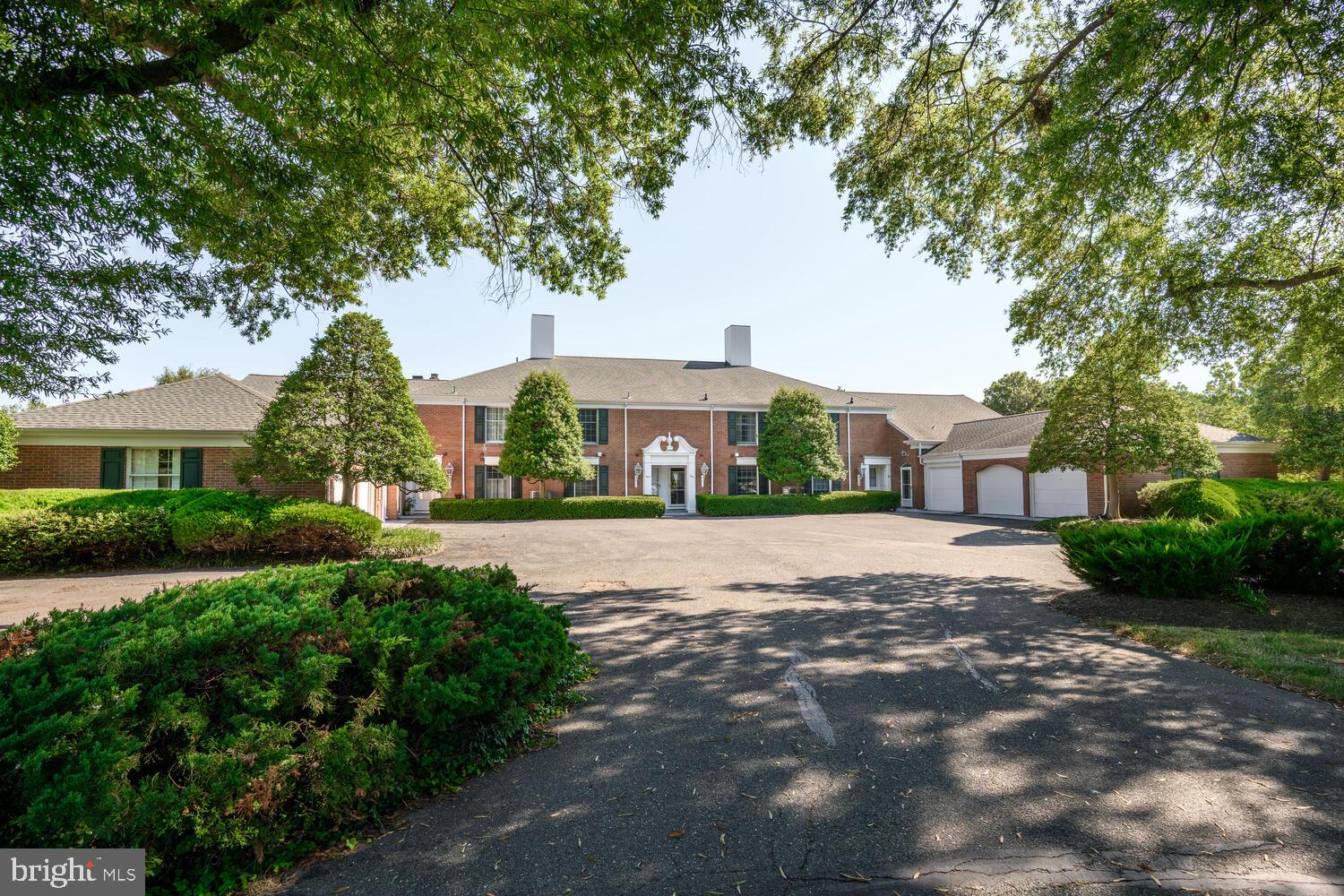 9539 QUAIL HOLLOW 303