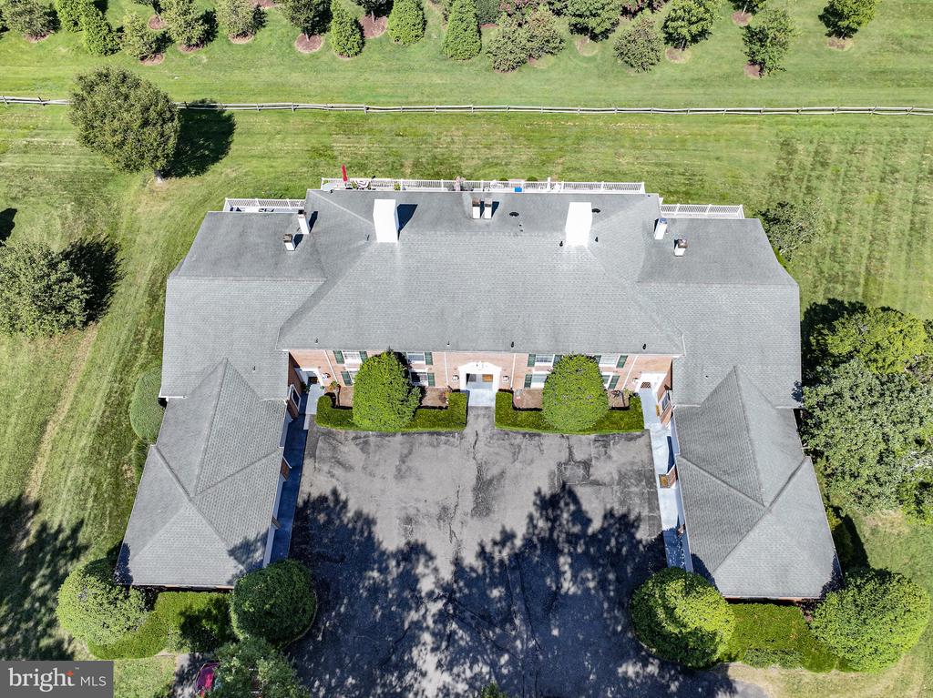 9539 QUAIL HOLLOW 303