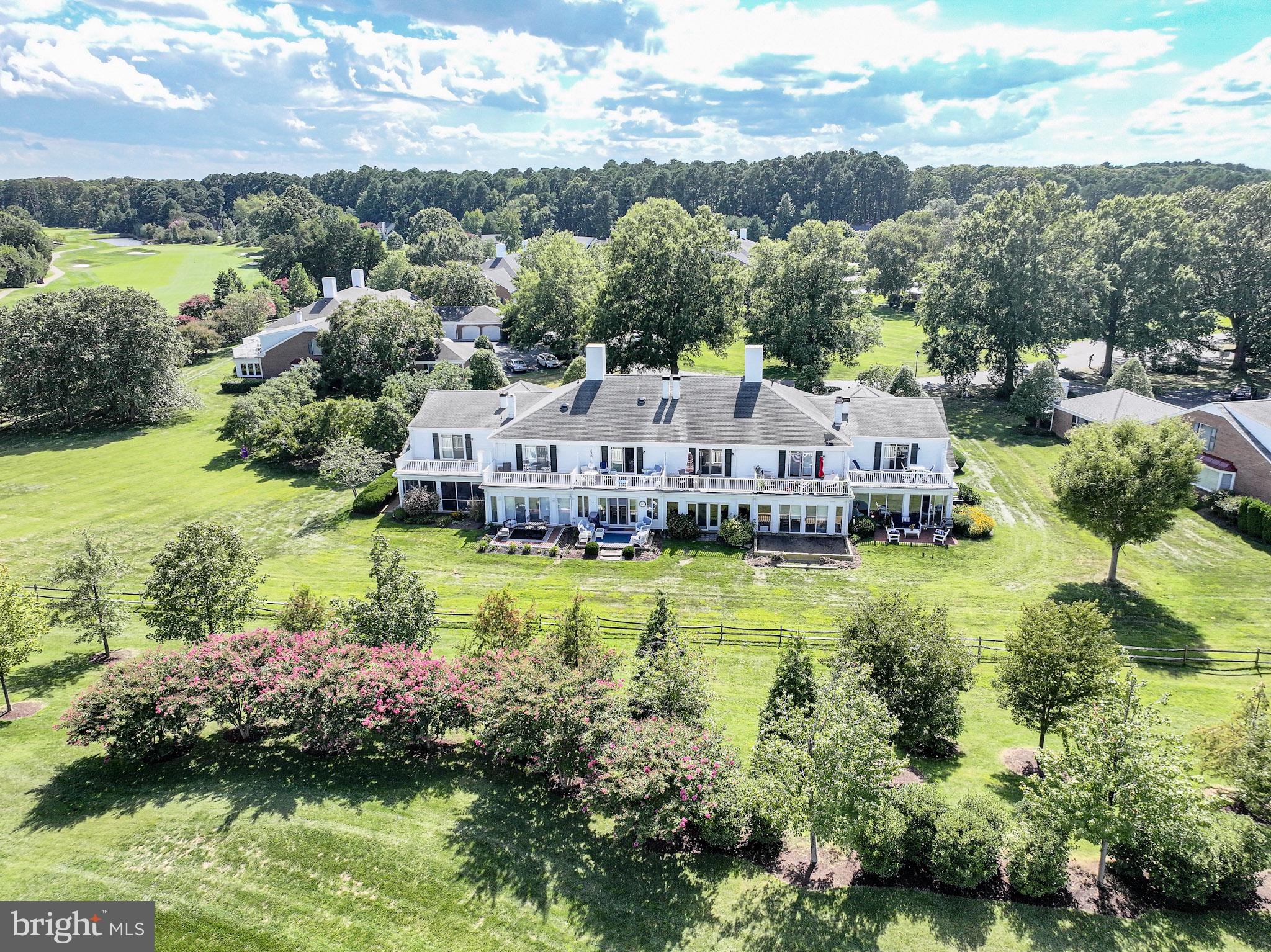 9539 QUAIL HOLLOW 303