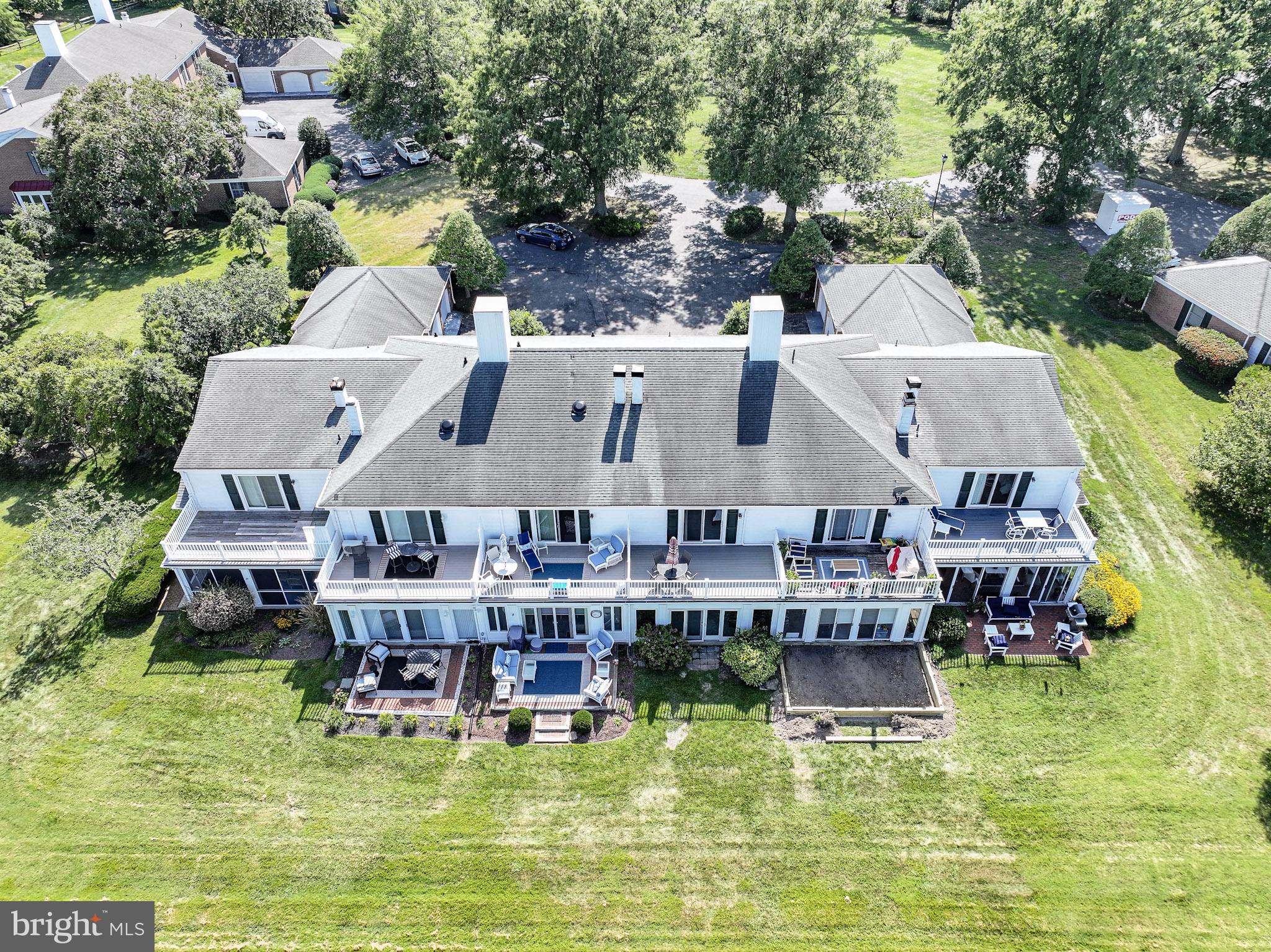 9539 QUAIL HOLLOW 303