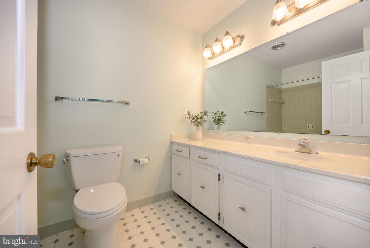 9539 QUAIL HOLLOW 303