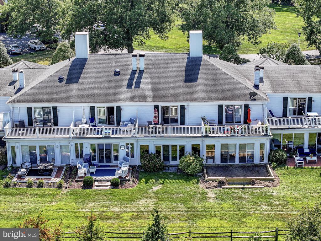 9539 QUAIL HOLLOW 303