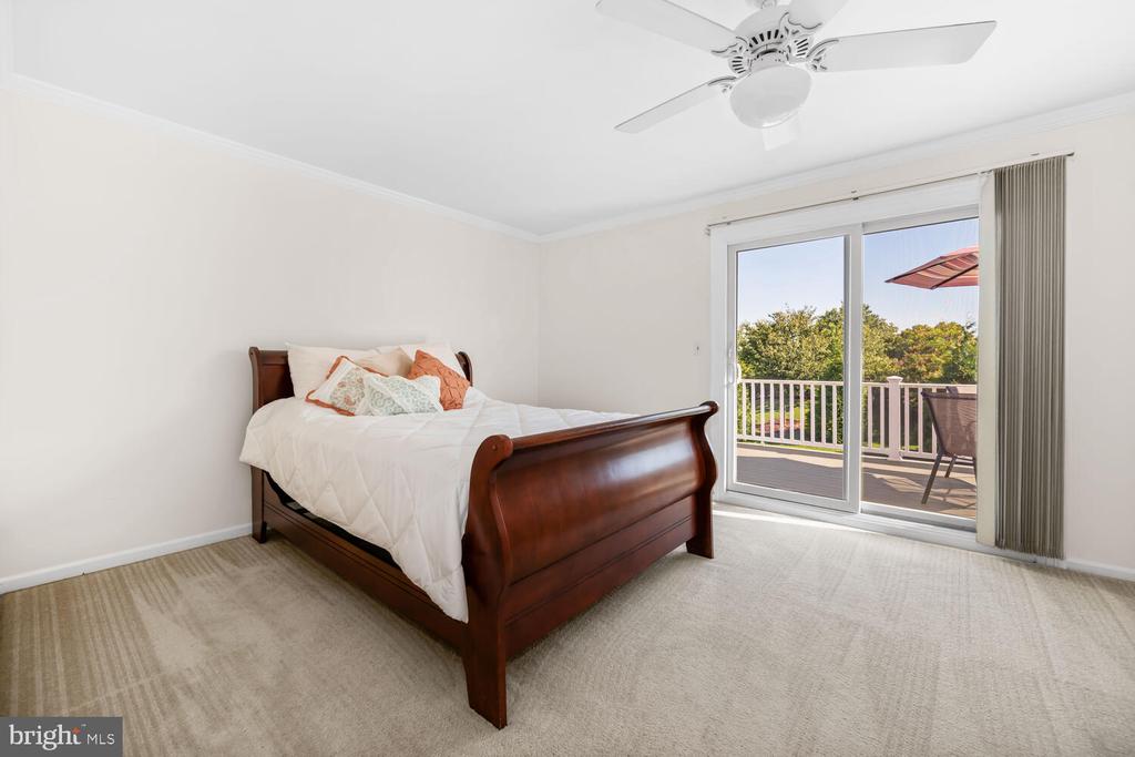 9539 QUAIL HOLLOW 303