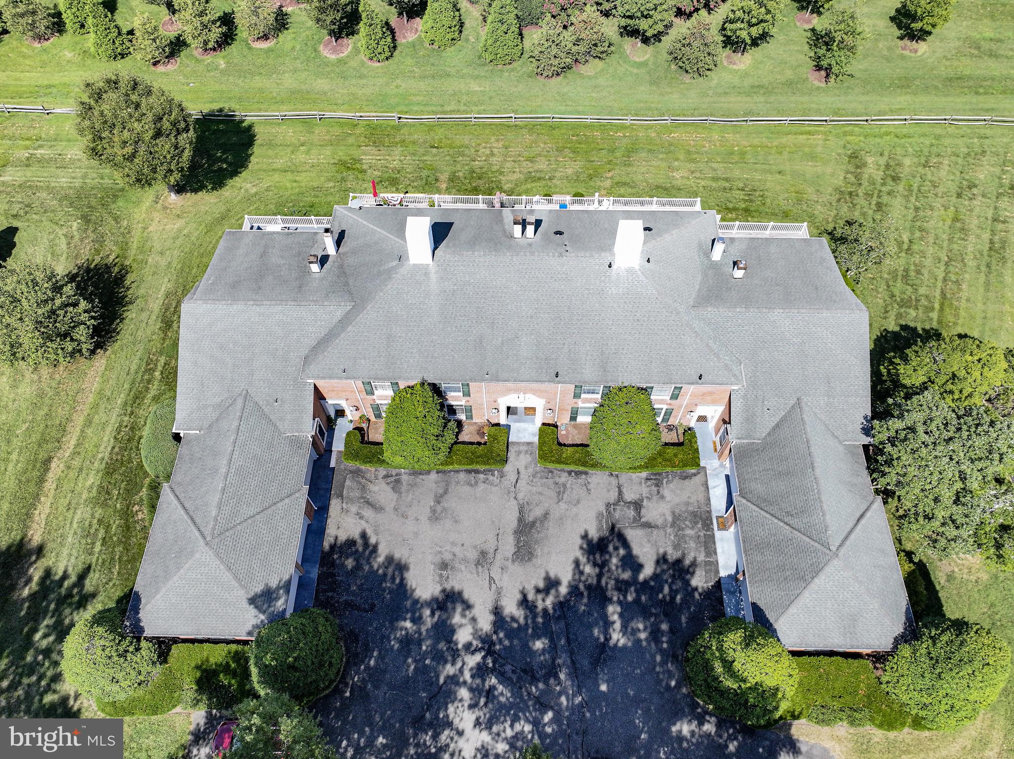 9539 QUAIL HOLLOW 303