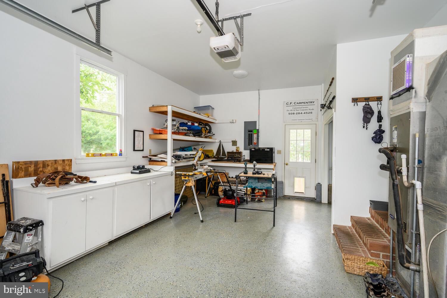 101 ROBES HARBOR COURT