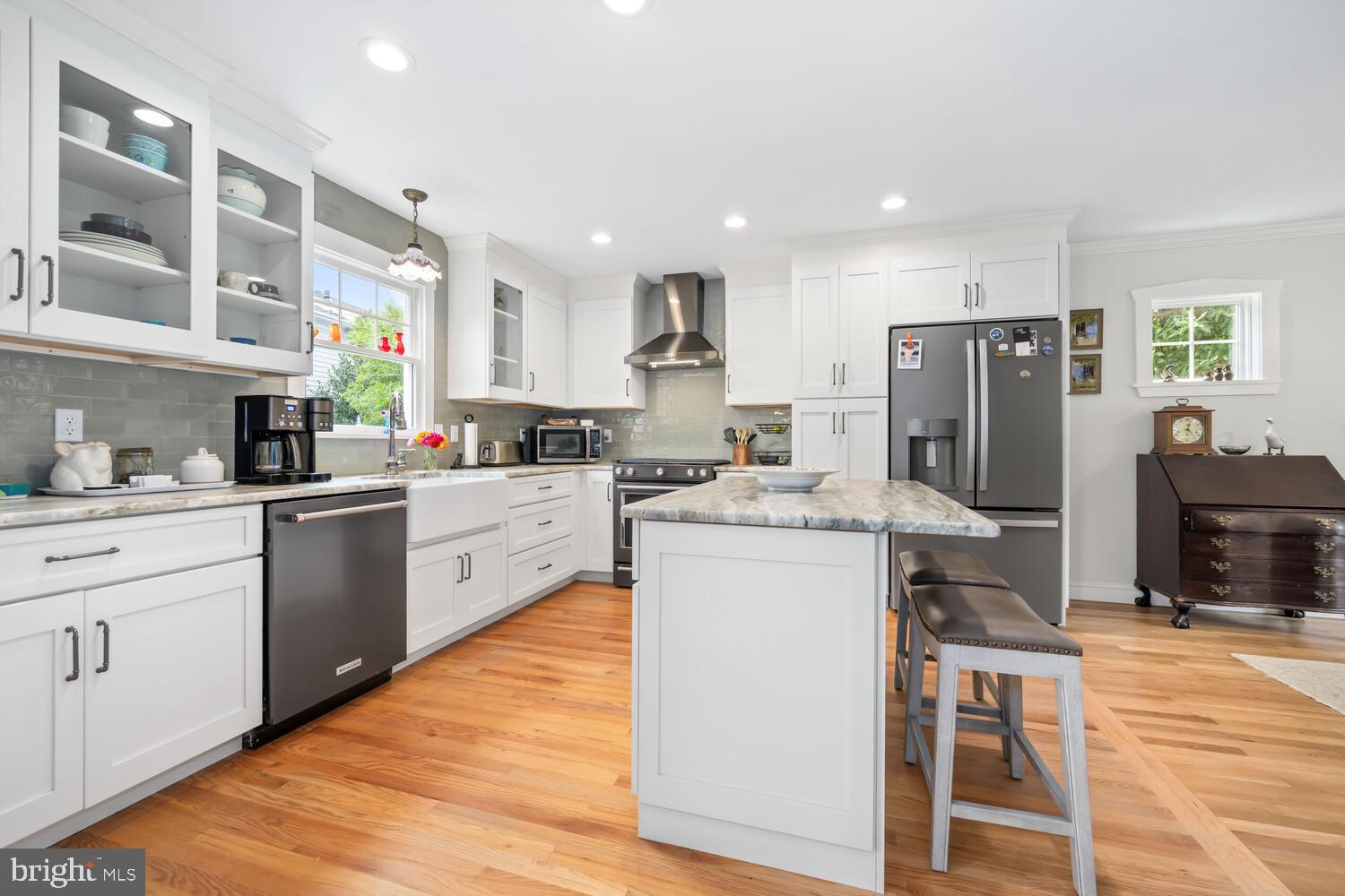 101 ROBES HARBOR COURT