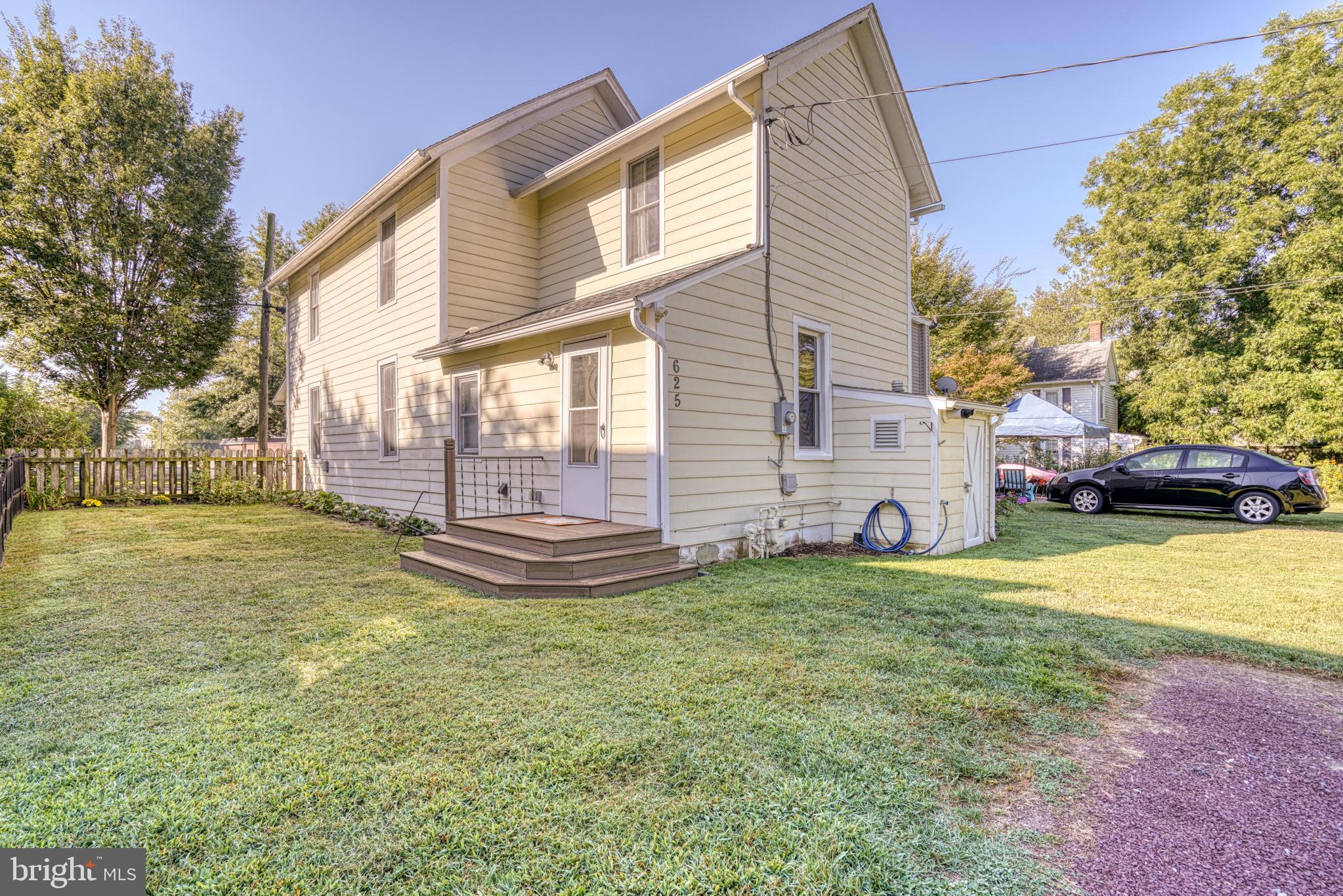 625 GOLDSBOROUGH STREET