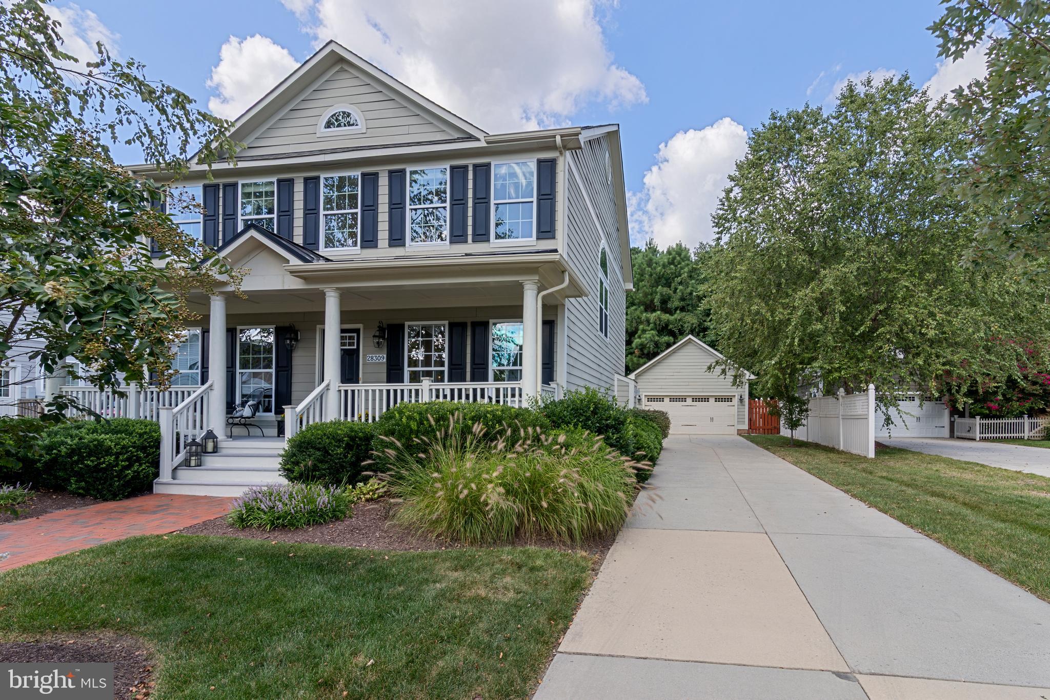 28309 VILLAGE LAKE WAY