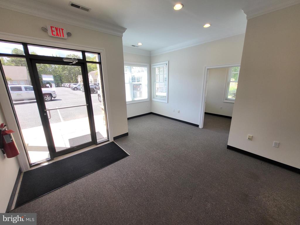 8626 BROOKS DRIVE