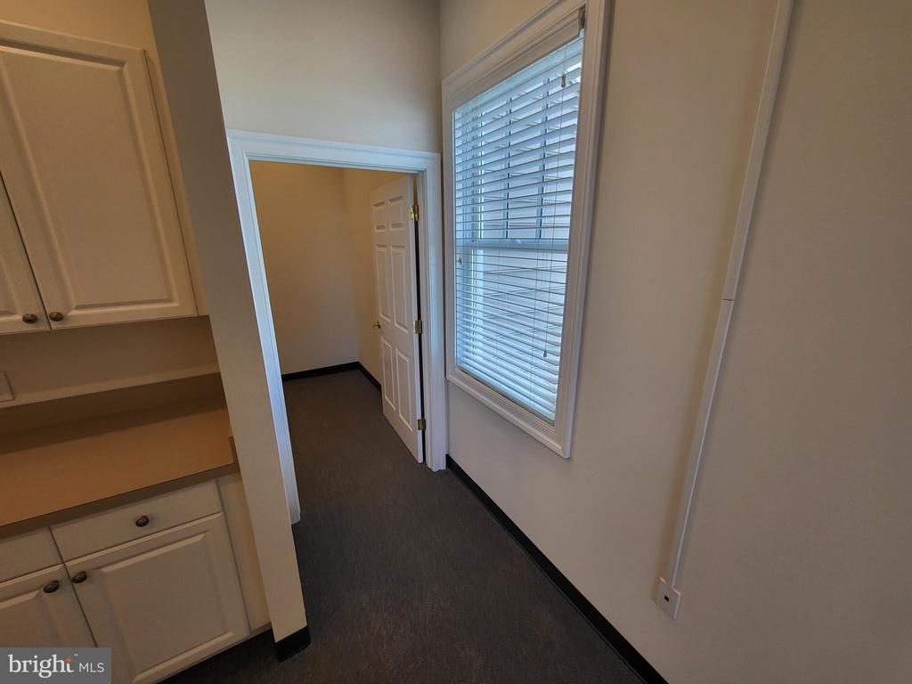 8626 BROOKS DRIVE