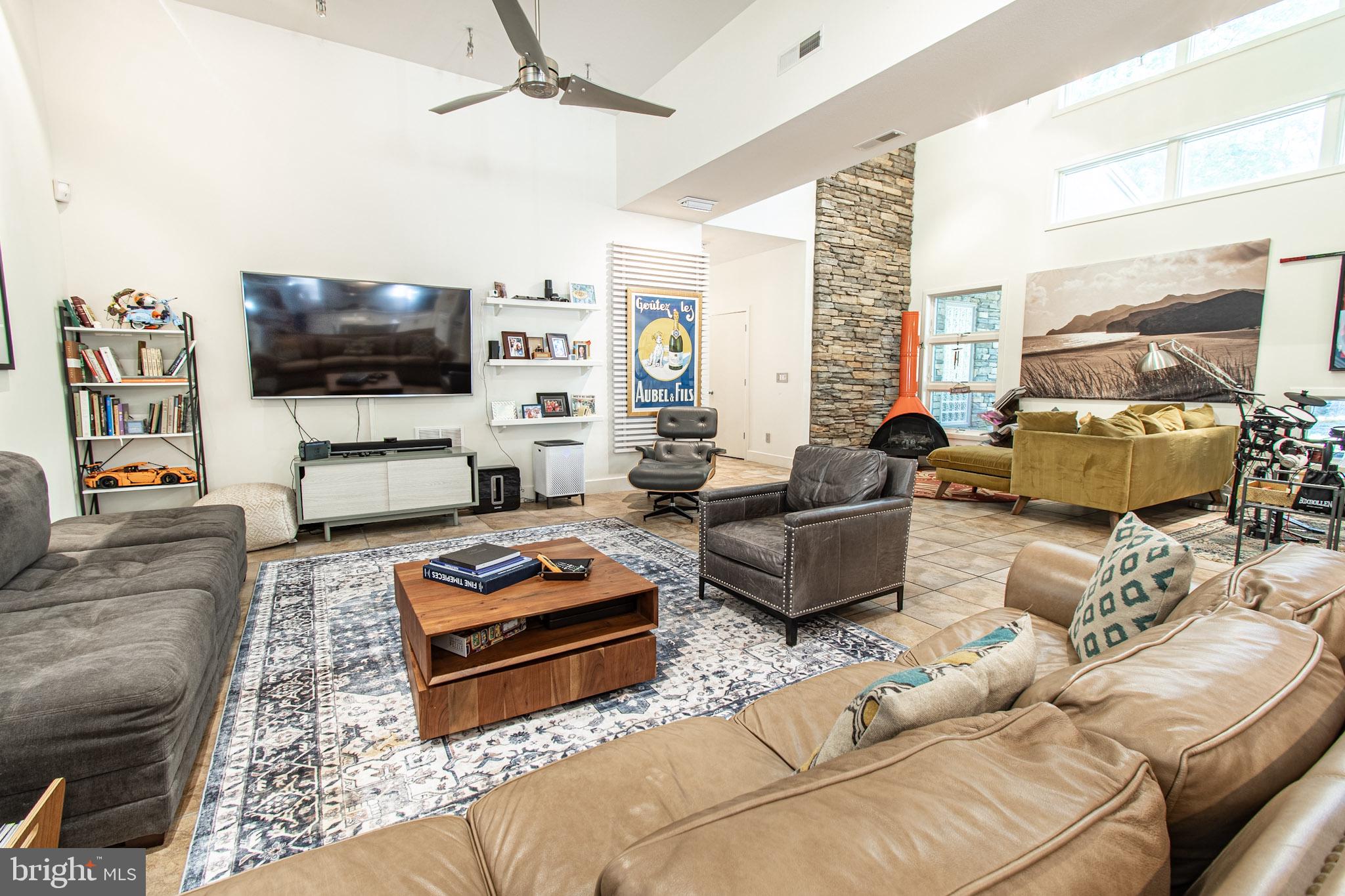 8453 INGLETON ROAD