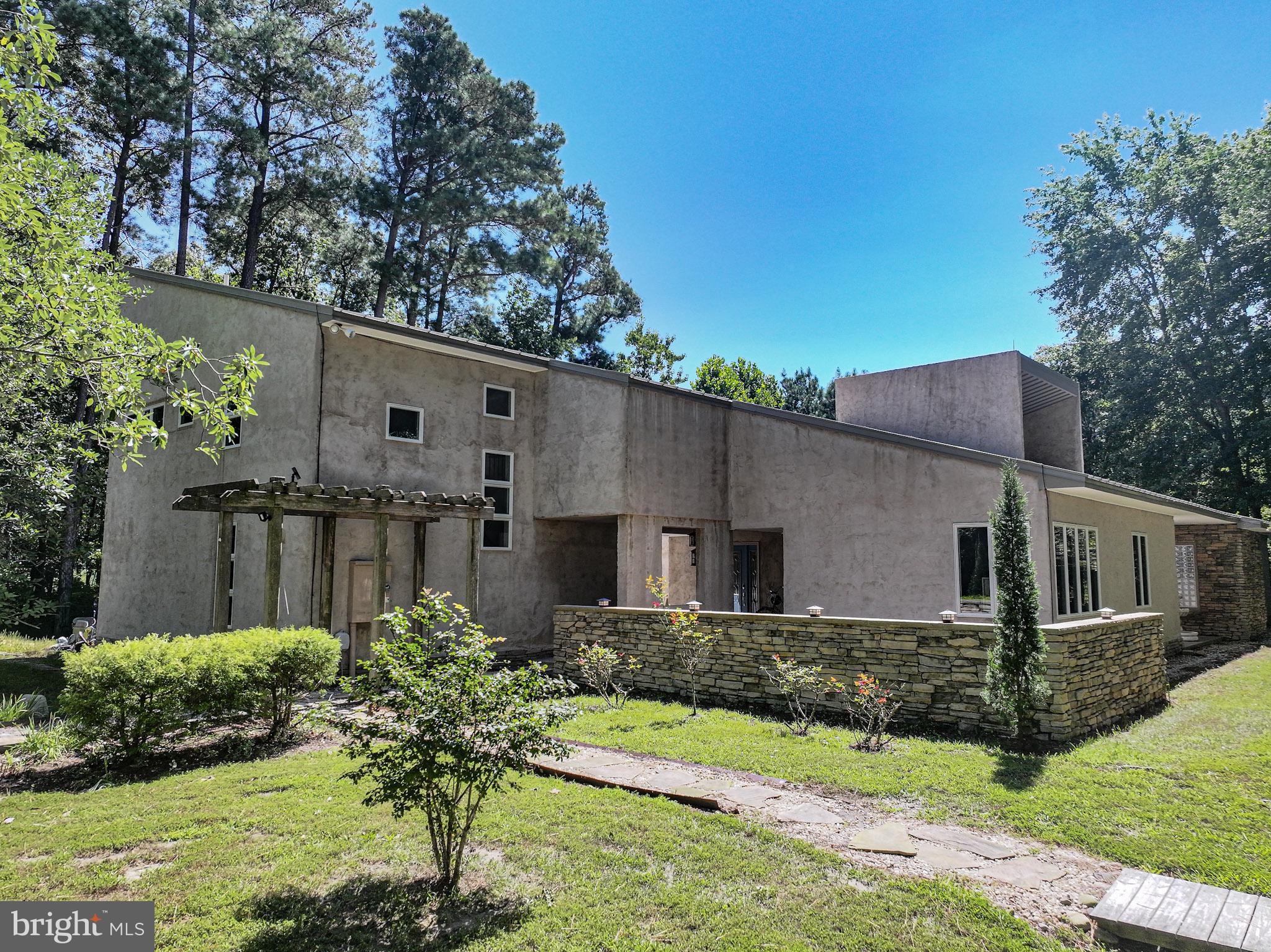 8453 INGLETON ROAD