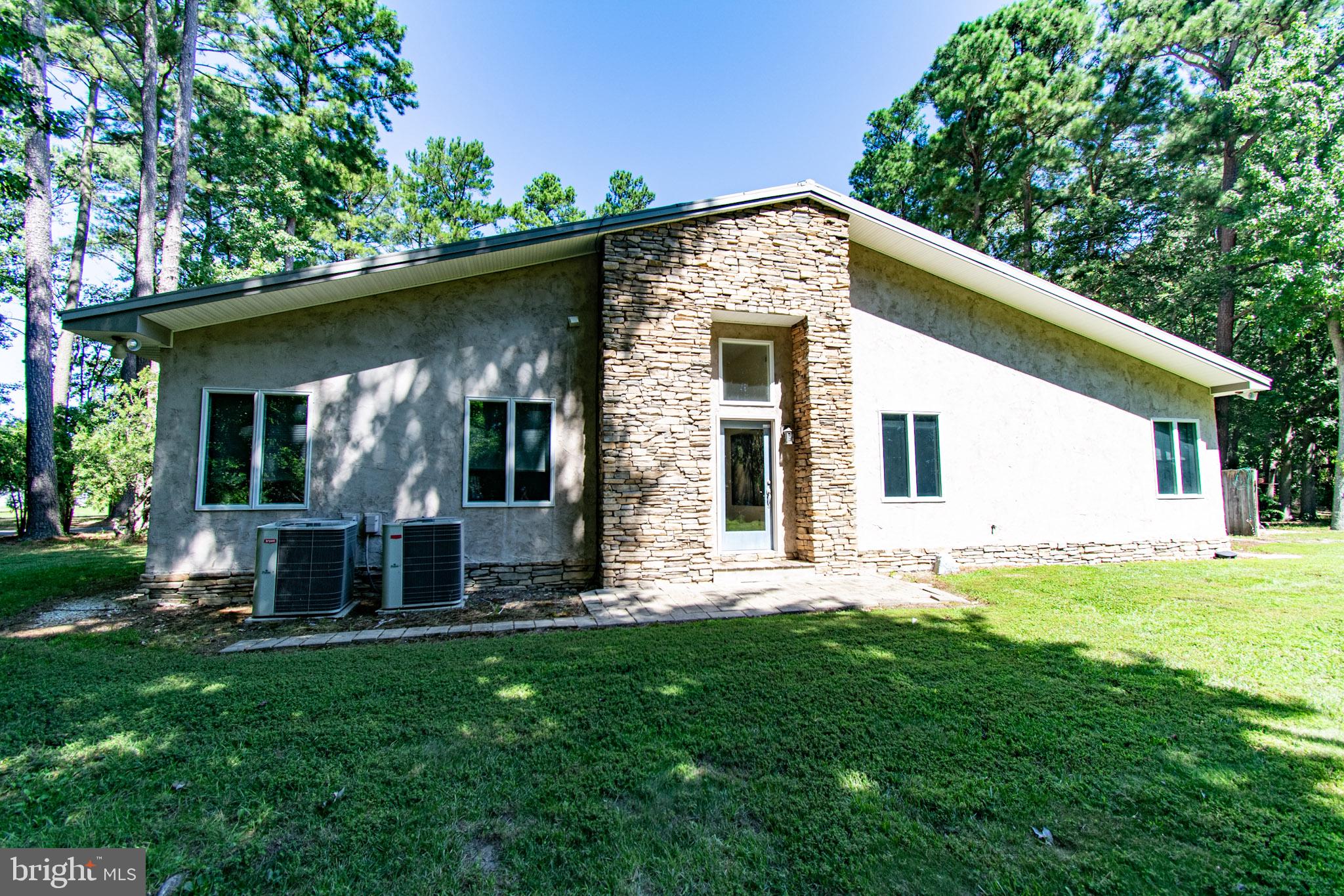 8453 INGLETON ROAD