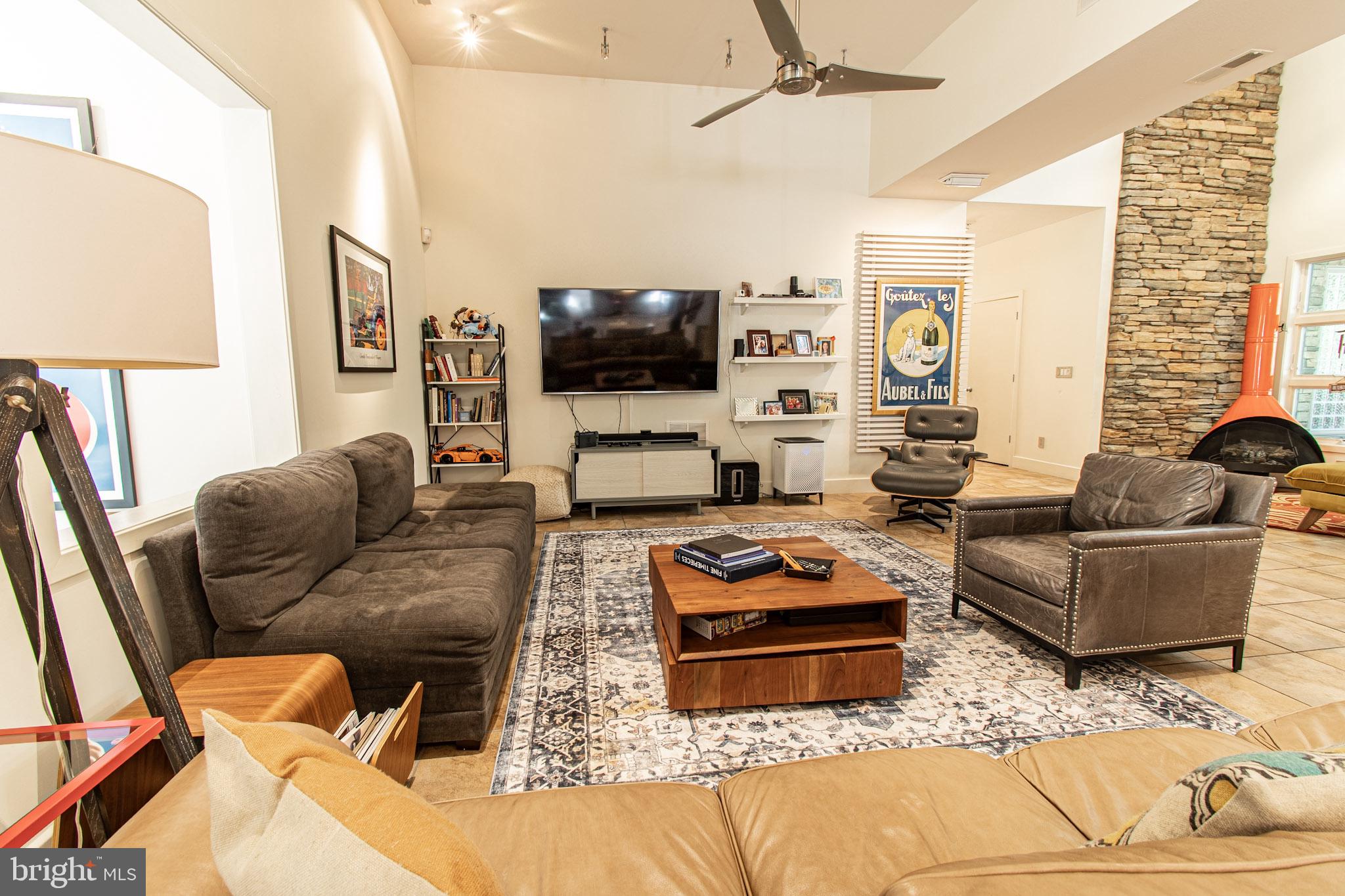 8453 INGLETON ROAD