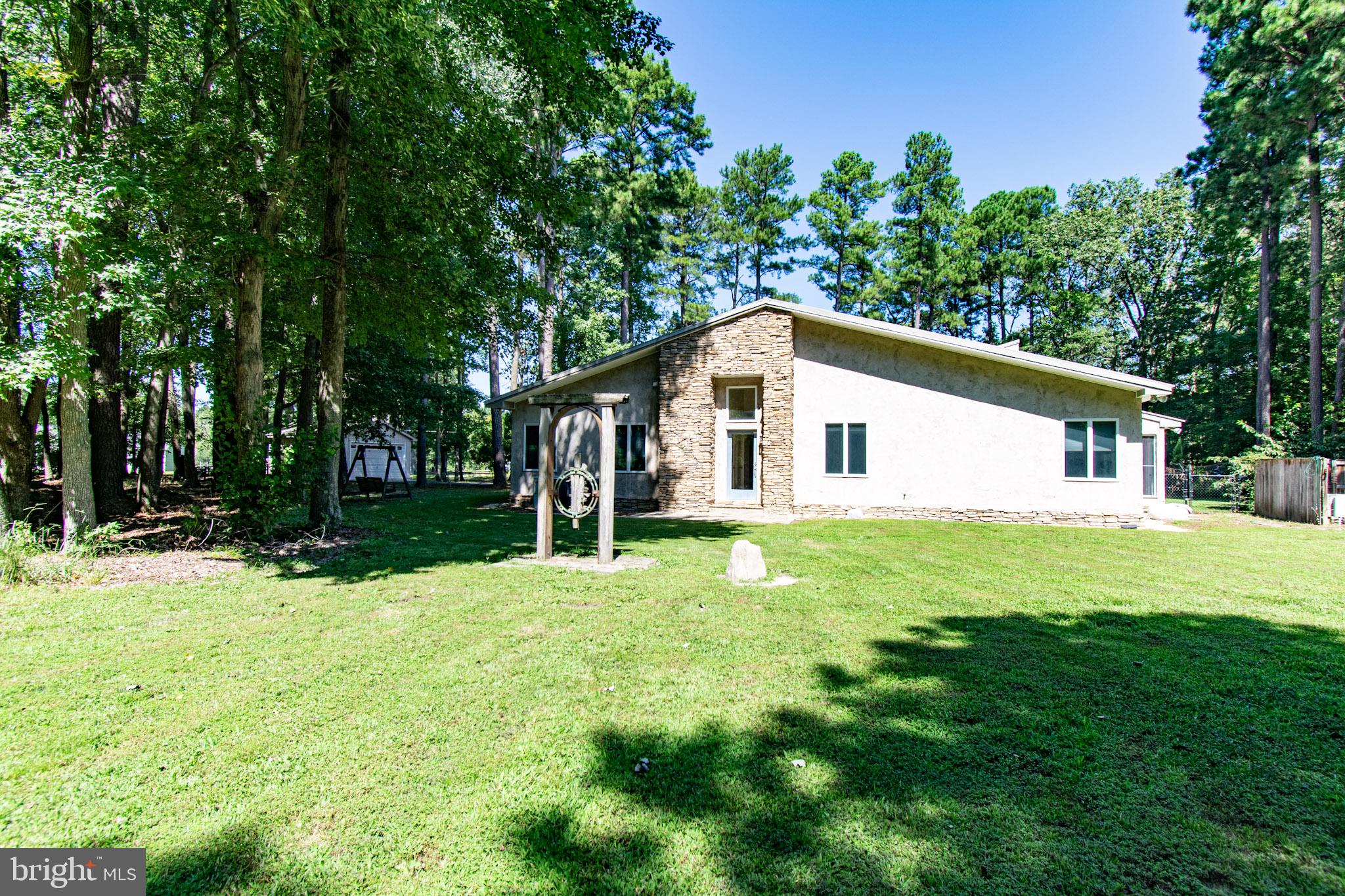 8453 INGLETON ROAD