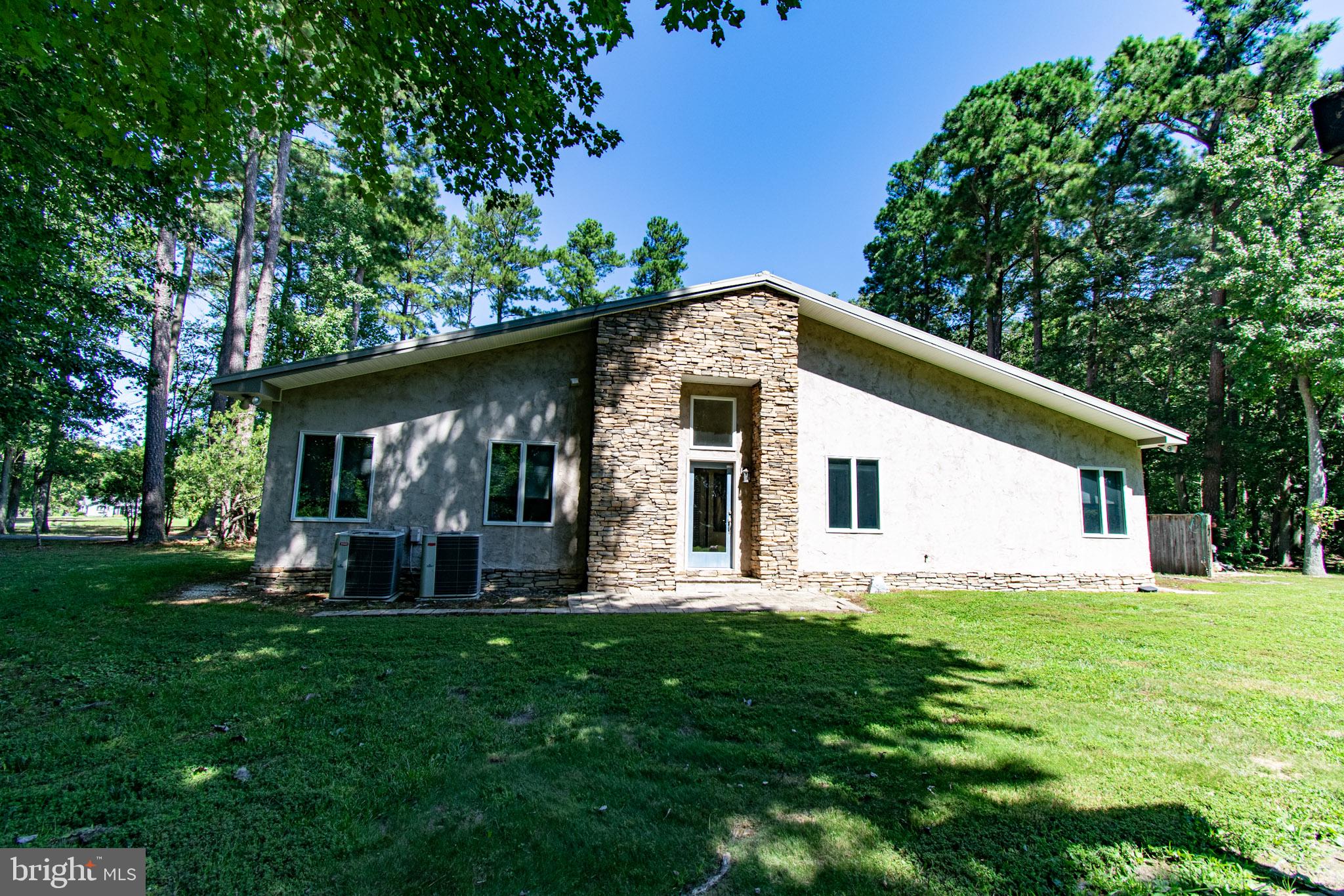 8453 INGLETON ROAD