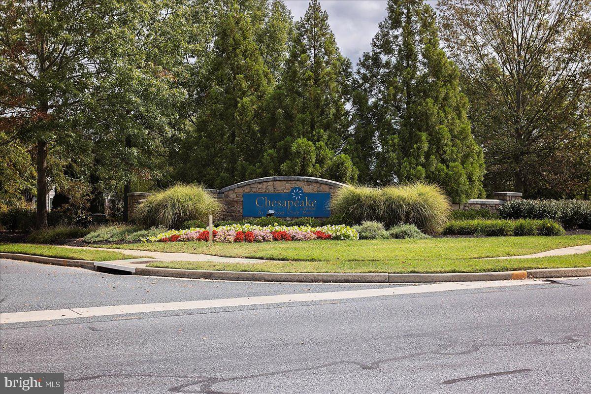 7453 JEFFREYS WAY