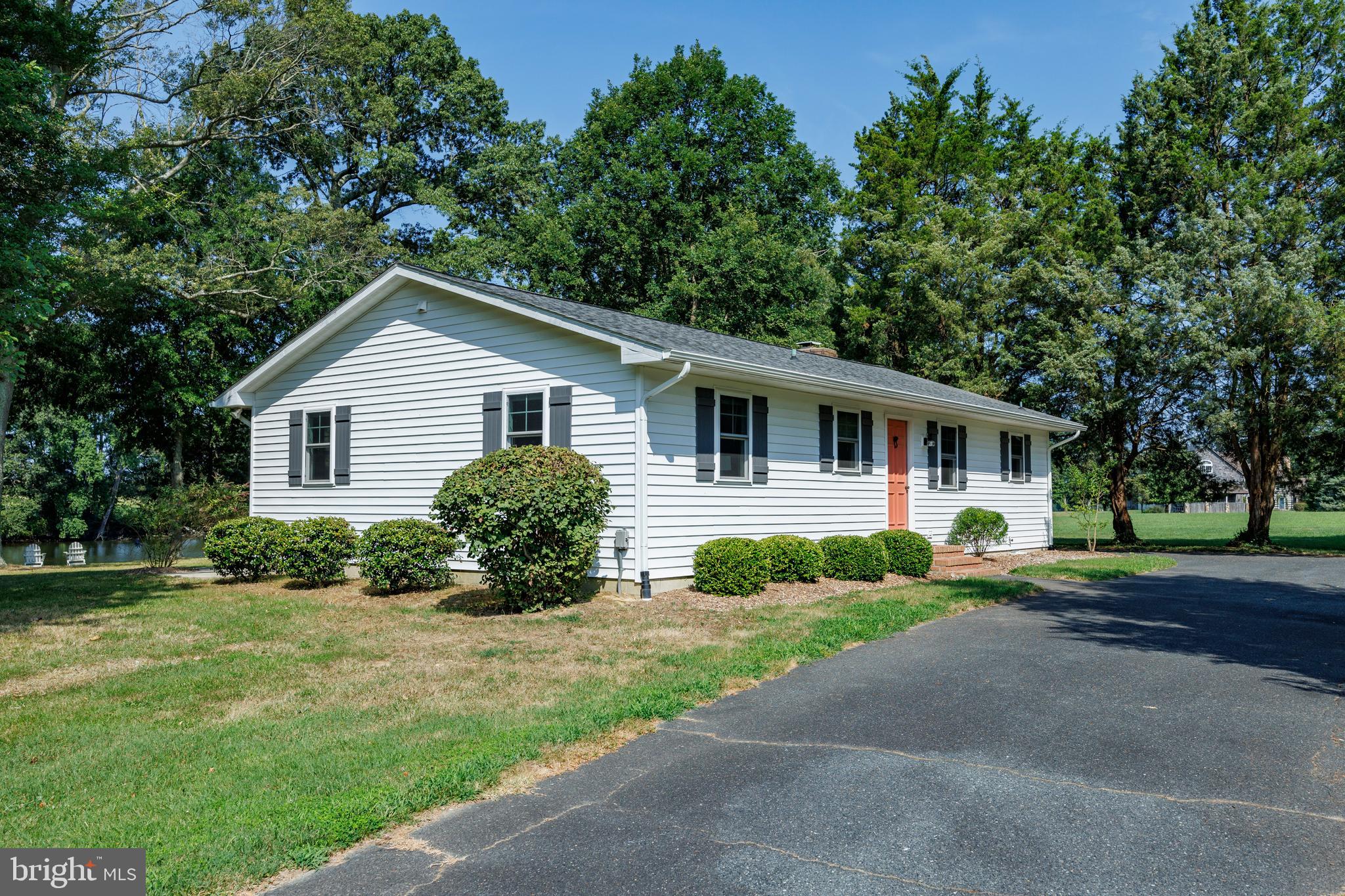 27047 PRESQUILE ROAD