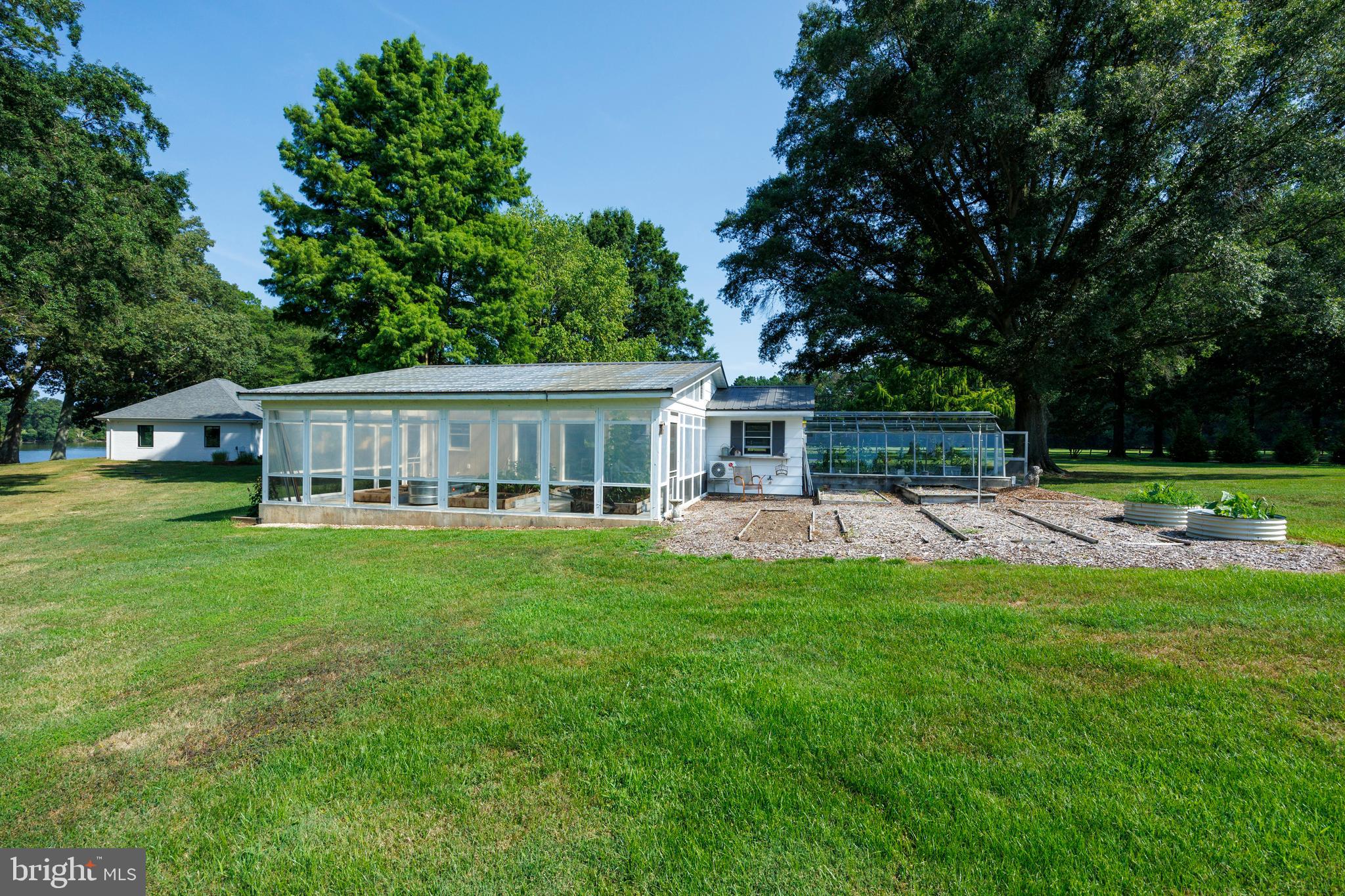 27047 PRESQUILE ROAD
