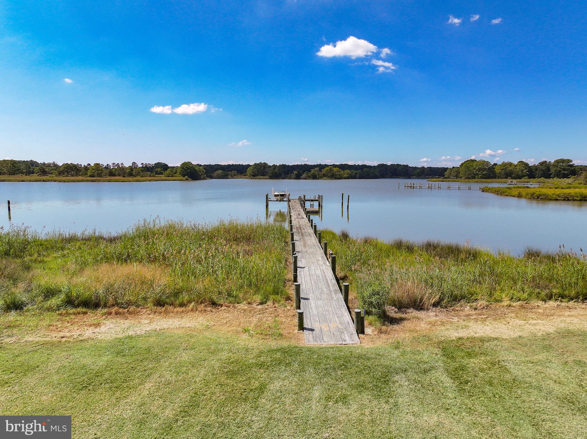 9262 MACKS LANE