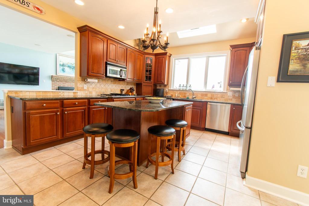 9262 MACKS LANE