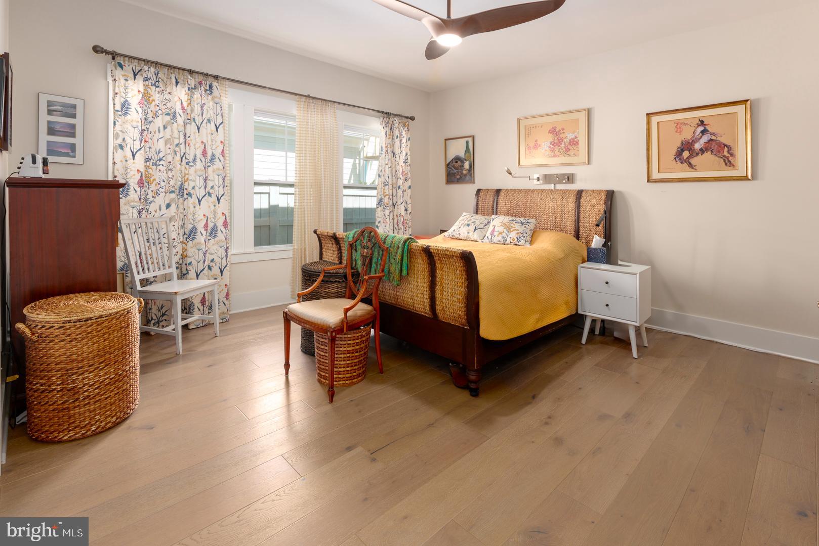 8061 N FORK BOULEVARD