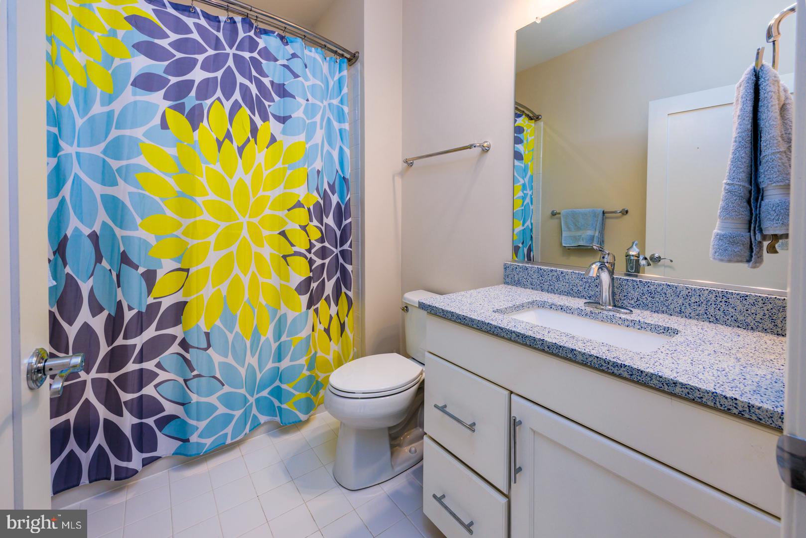 8061 N FORK BOULEVARD