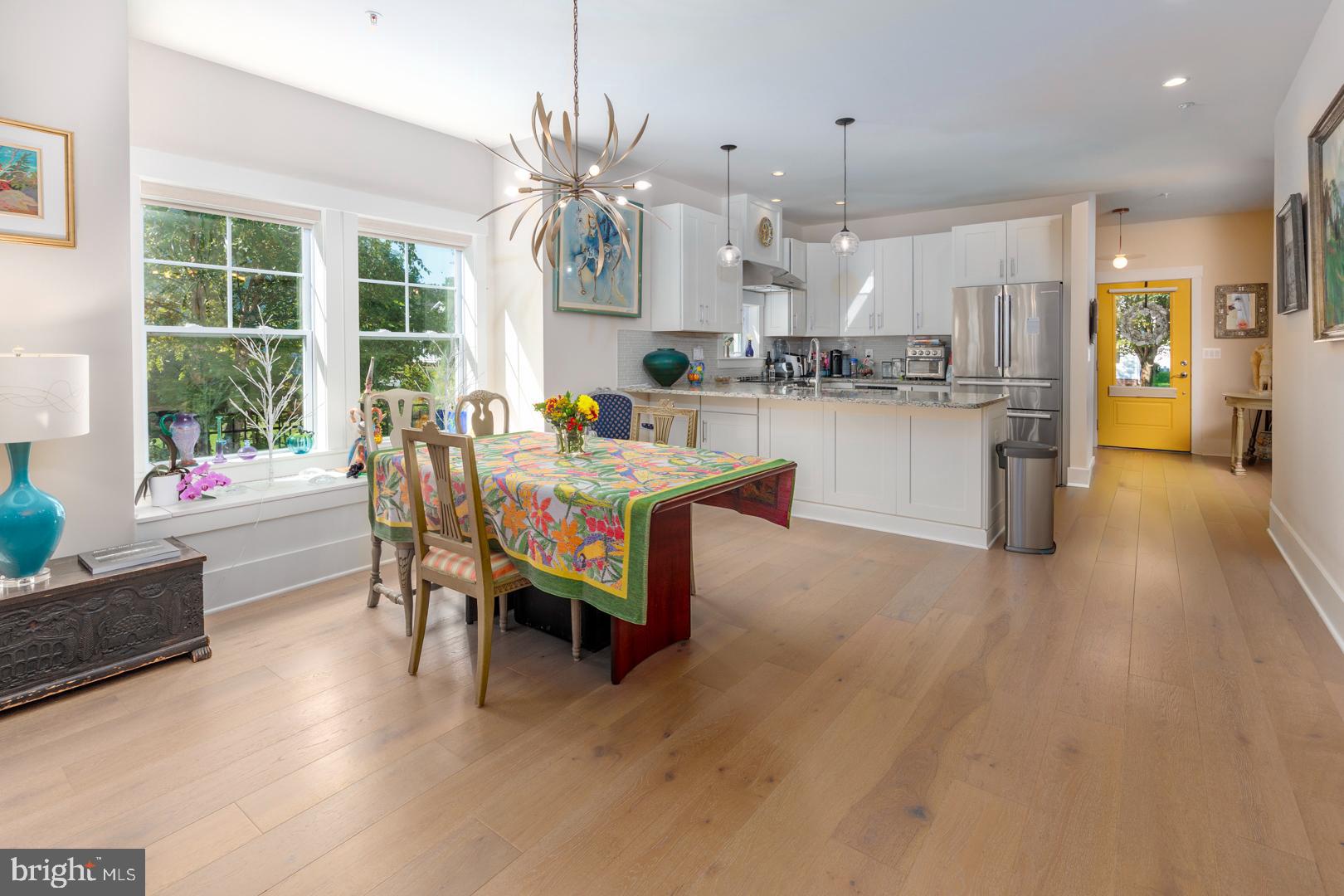 8061 N FORK BOULEVARD