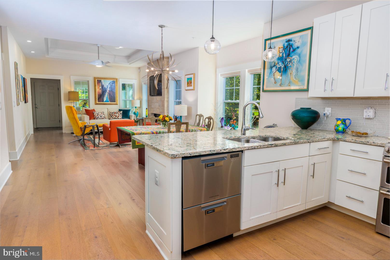 8061 N FORK BOULEVARD