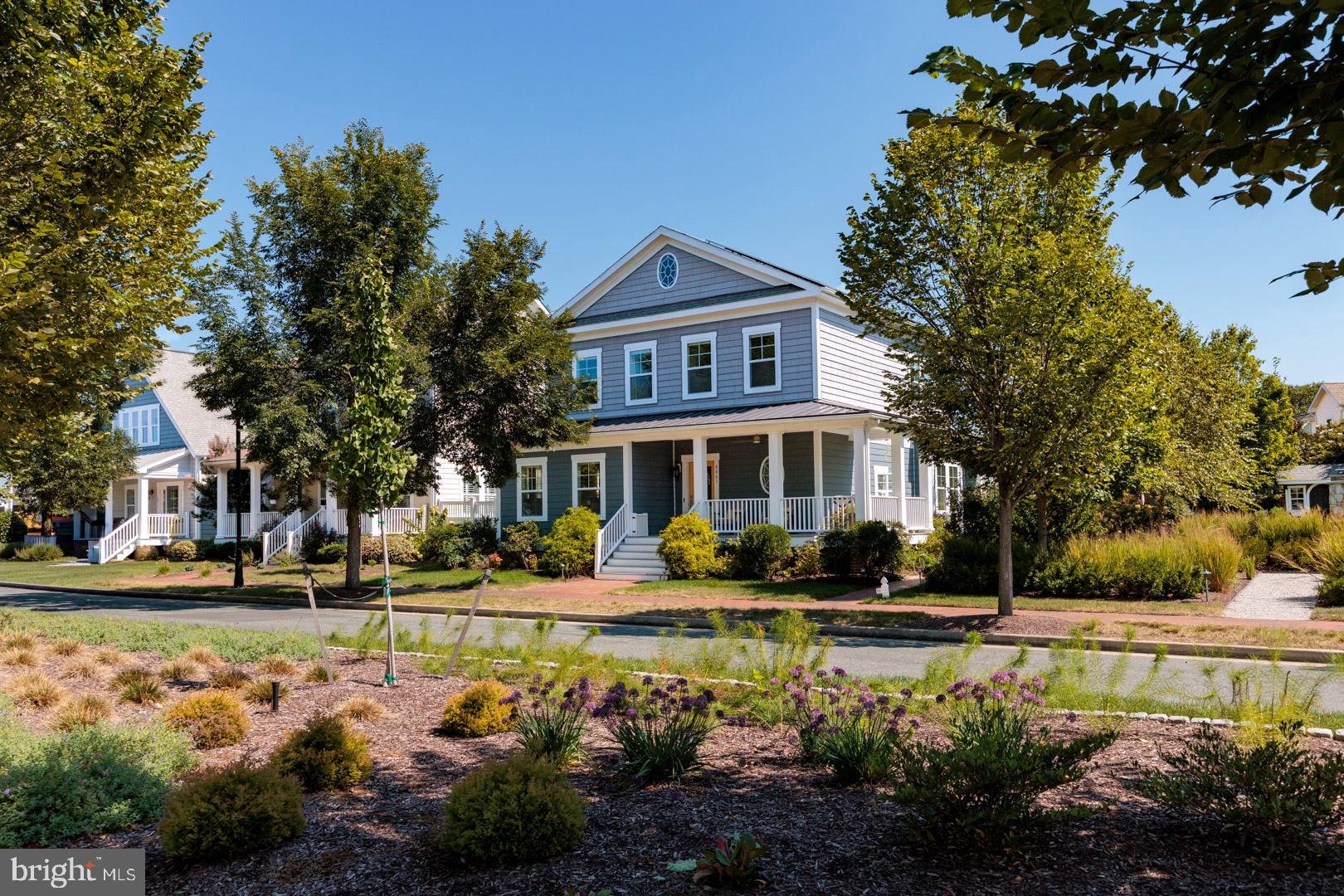 8061 N FORK BOULEVARD