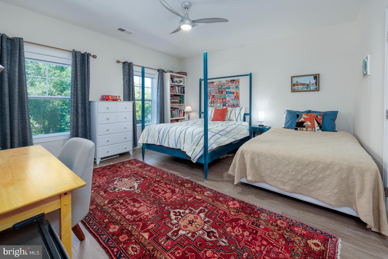 8061 N FORK BOULEVARD