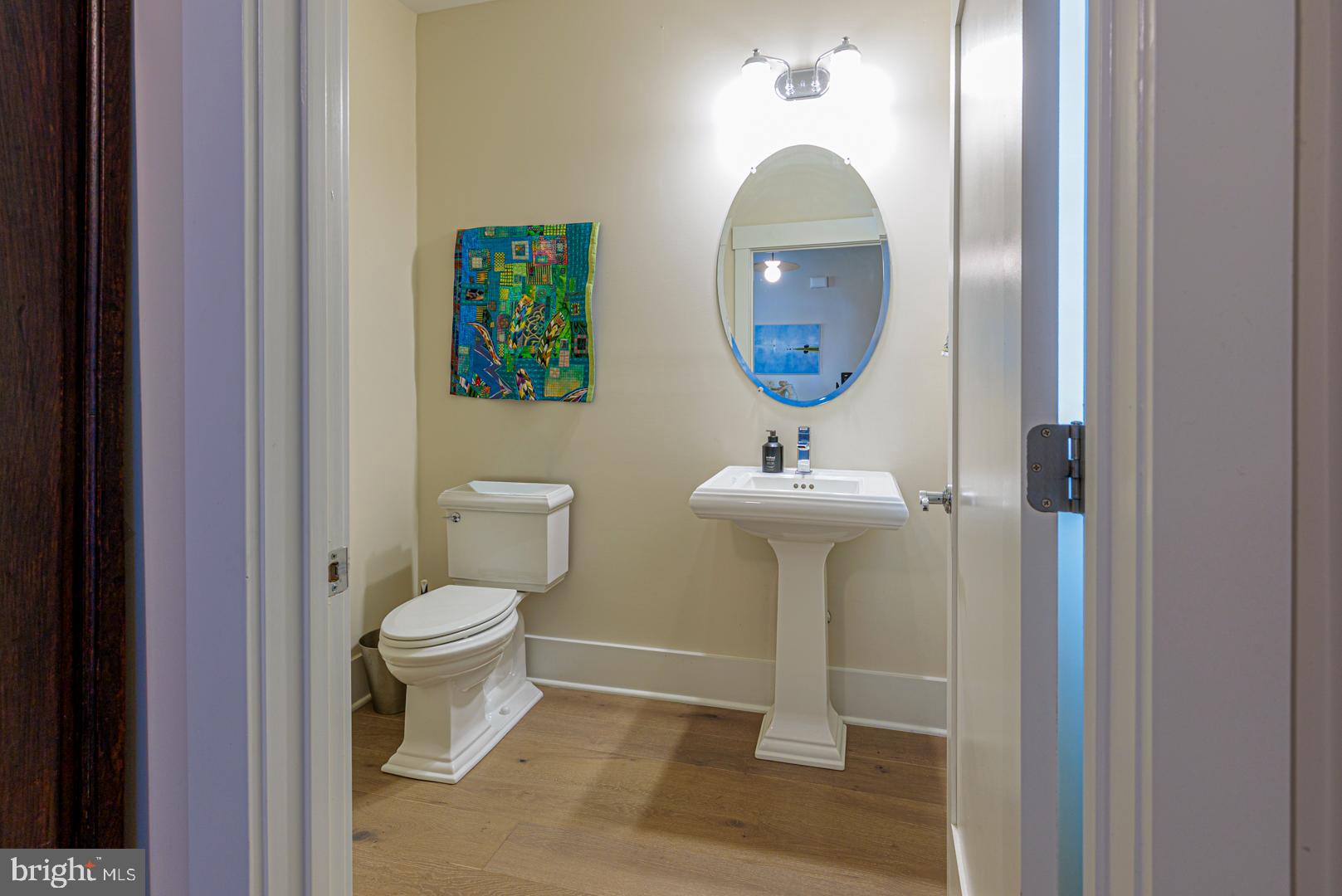 8061 N FORK BOULEVARD