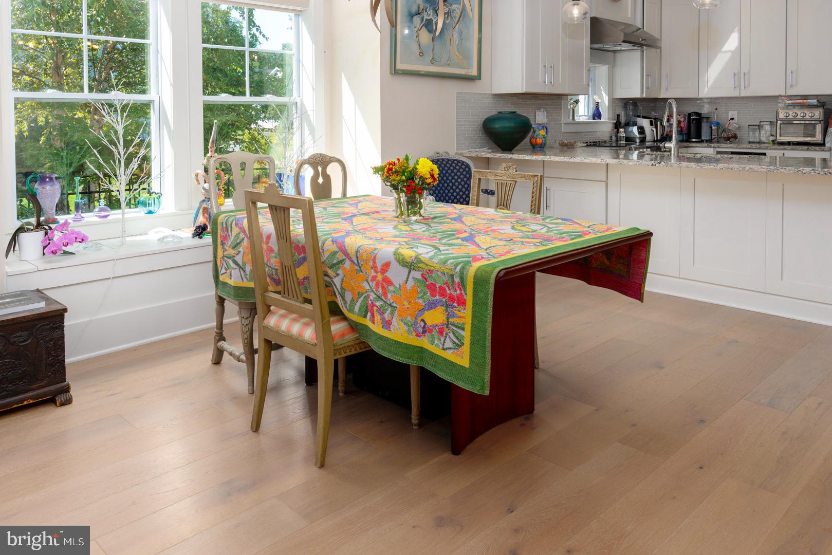 8061 N FORK BOULEVARD