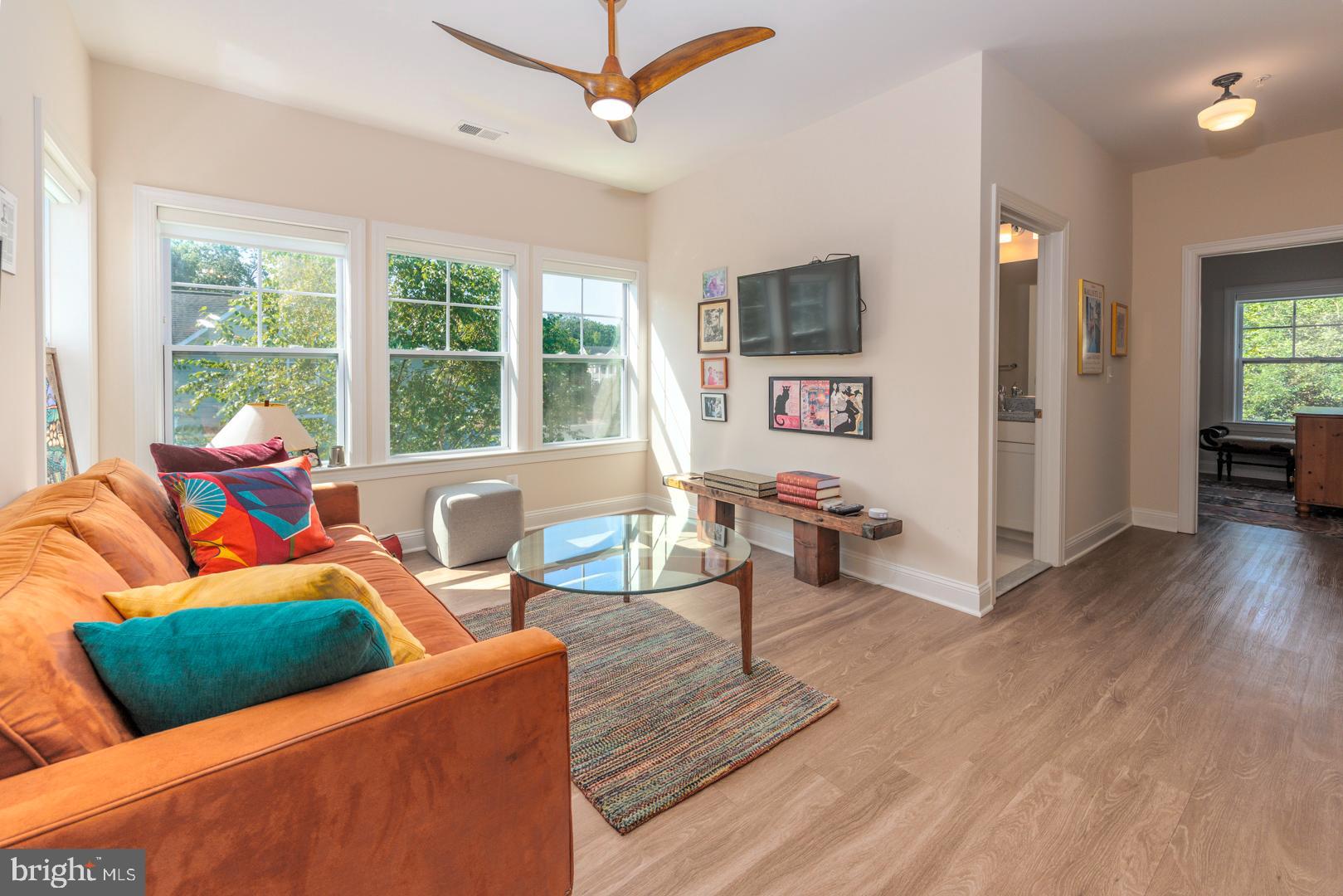 8061 N FORK BOULEVARD