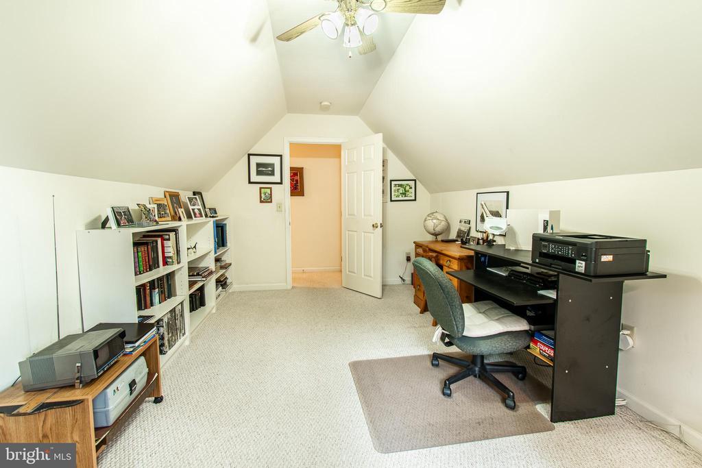 228 TYLER AVENUE