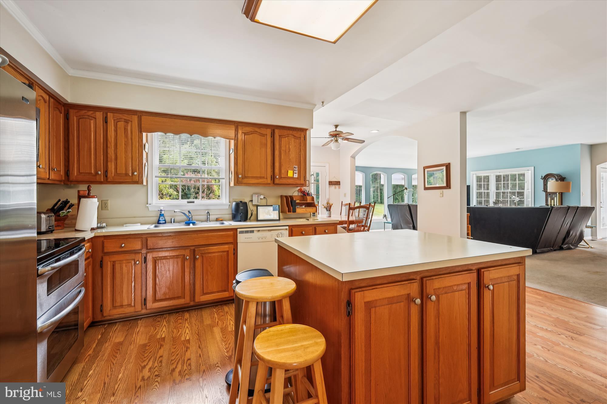 9517 GULLEYS COVE LANE