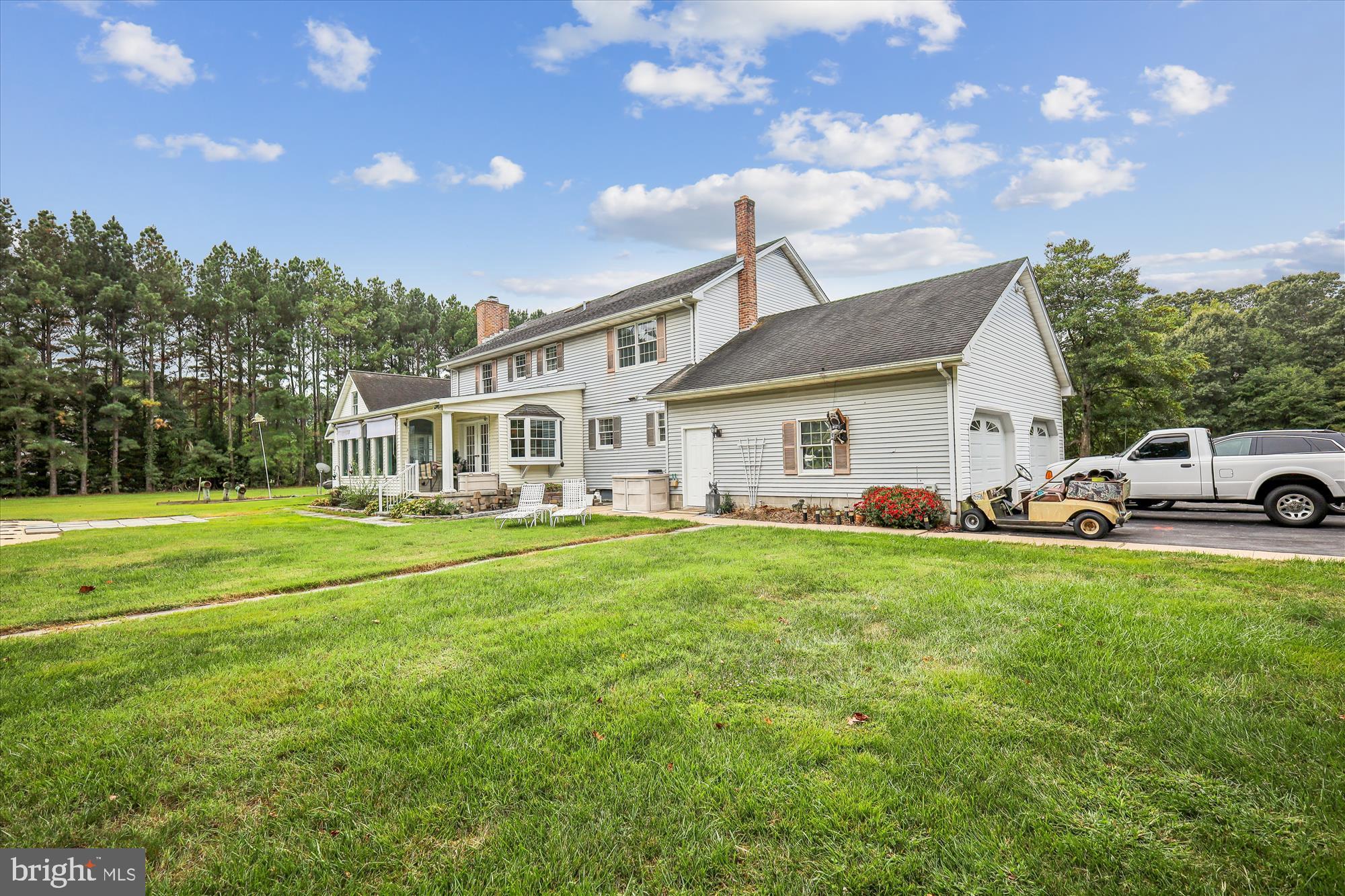 9517 GULLEYS COVE LANE