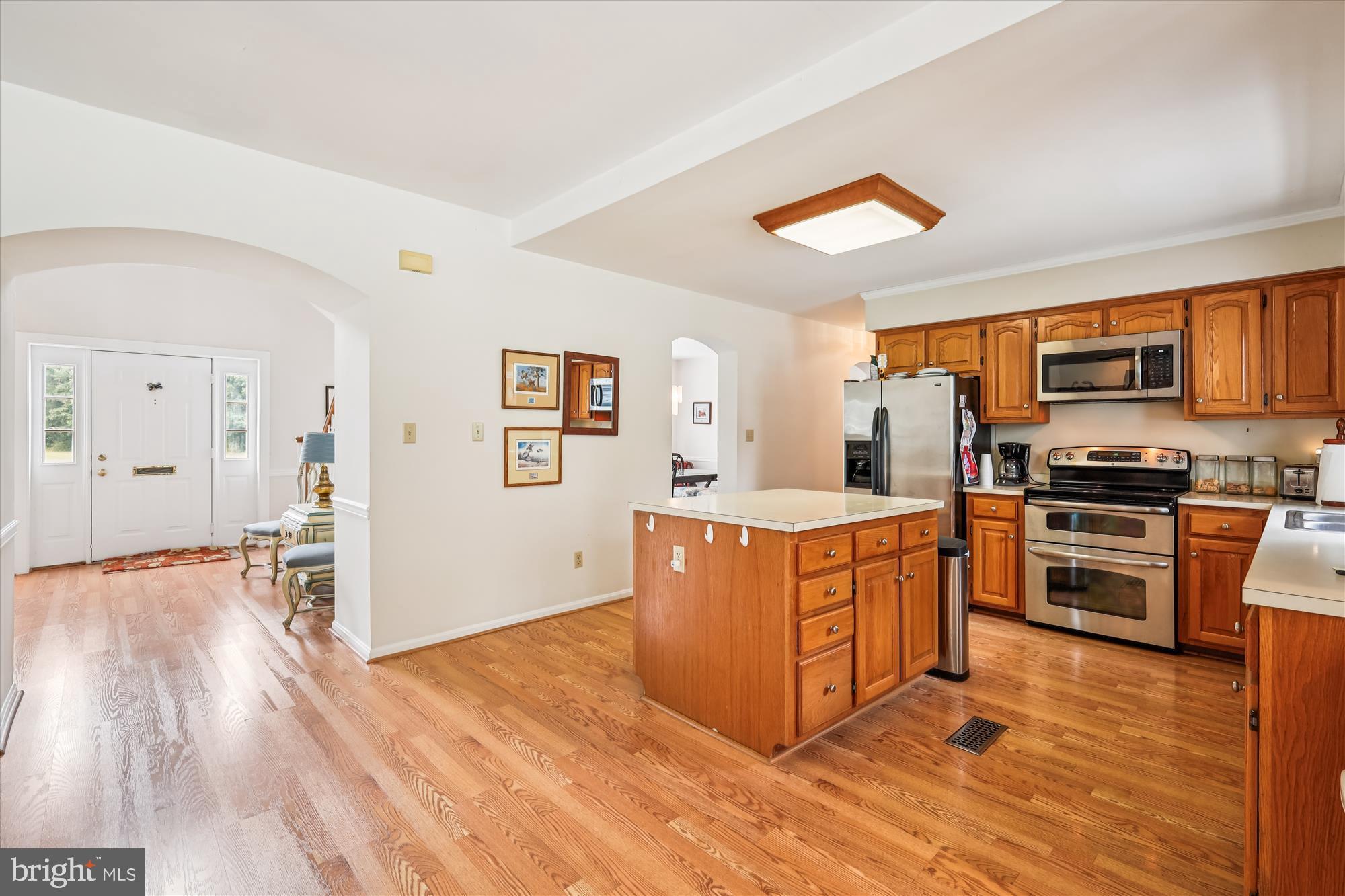 9517 GULLEYS COVE LANE