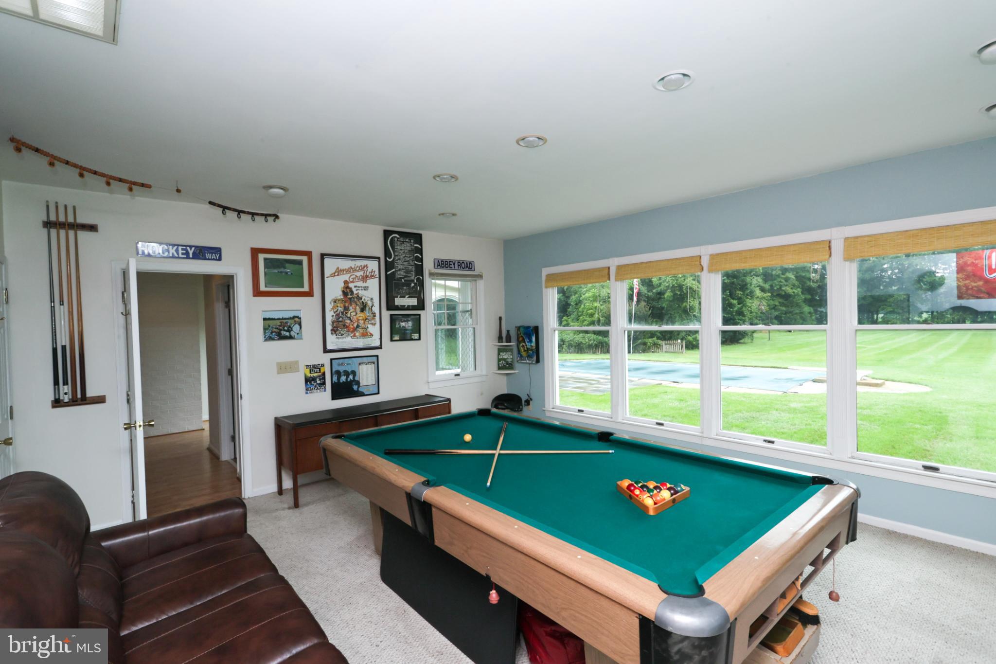 9517 GULLEYS COVE LANE