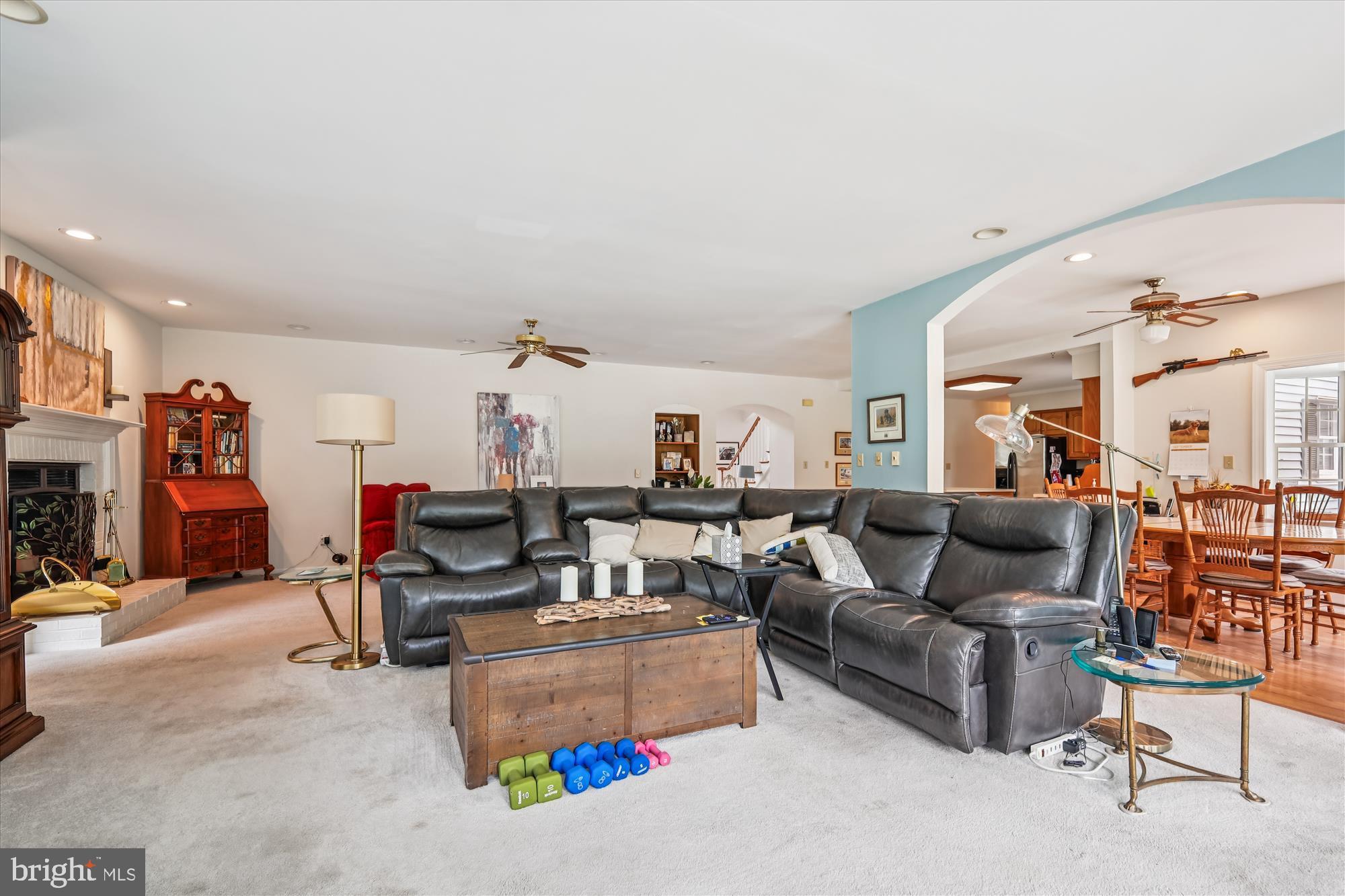 9517 GULLEYS COVE LANE