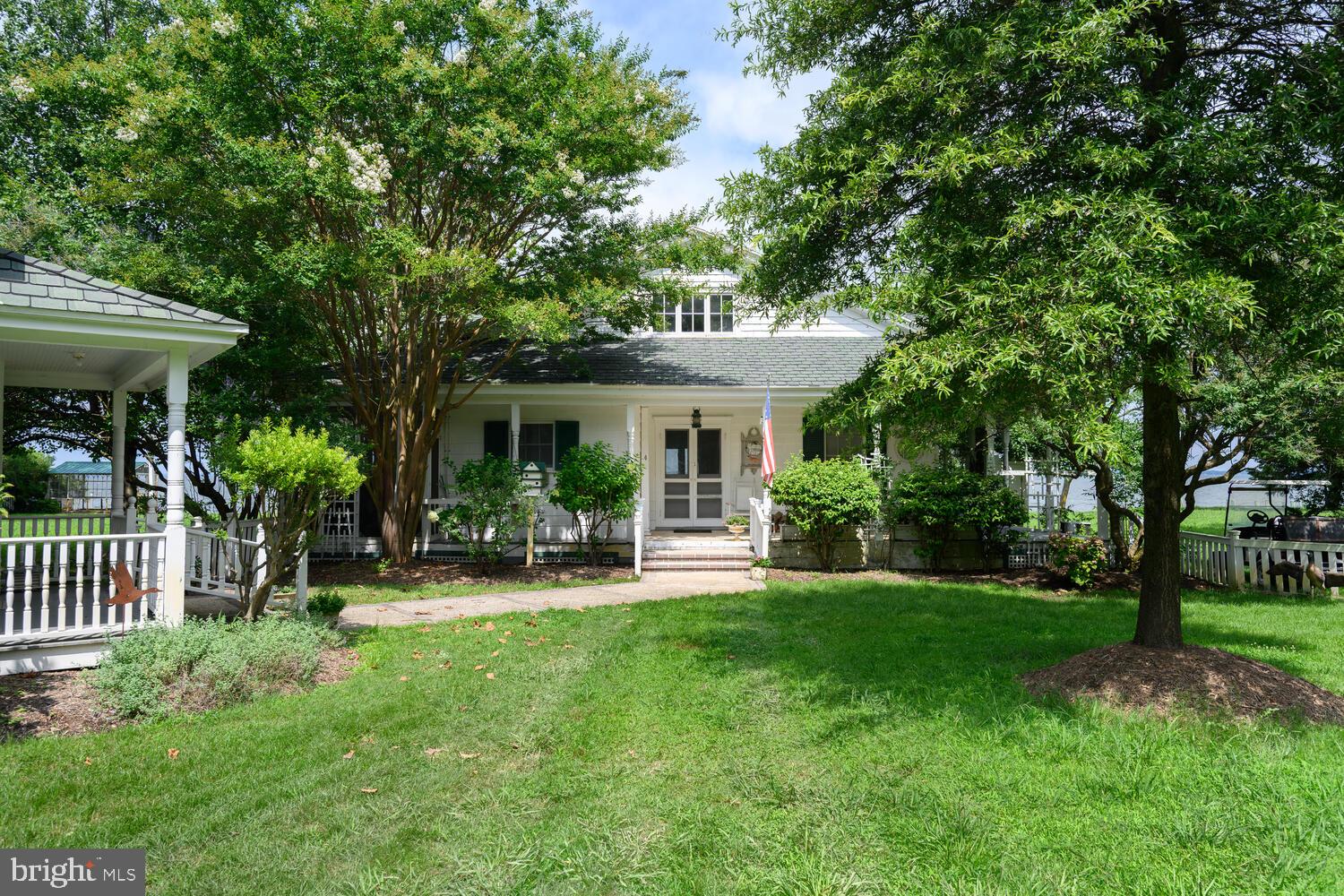 9998 WADES FARM LANE