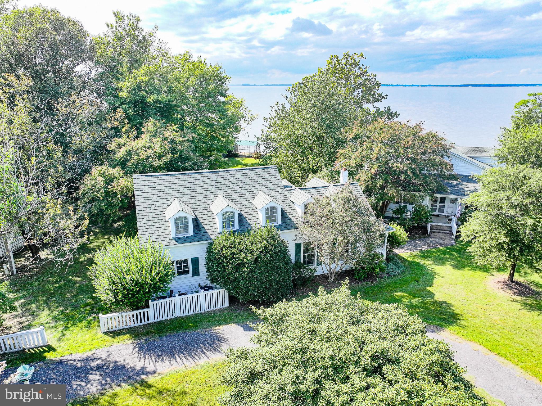9998 WADES FARM LANE
