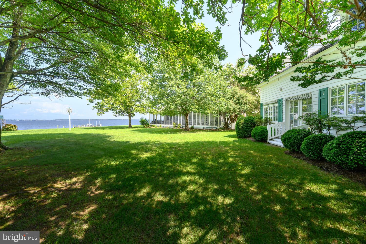 9998 WADES FARM LANE